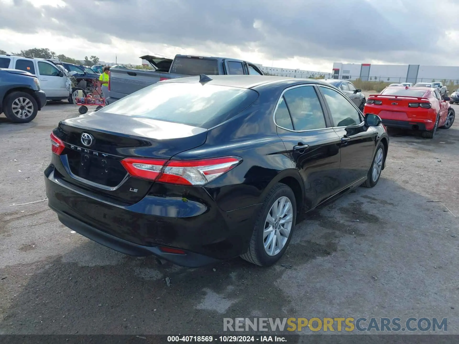 4 fotografías del automóvil dañado 4T1C11AK6LU862681 TOYOTA CAMRY 2020