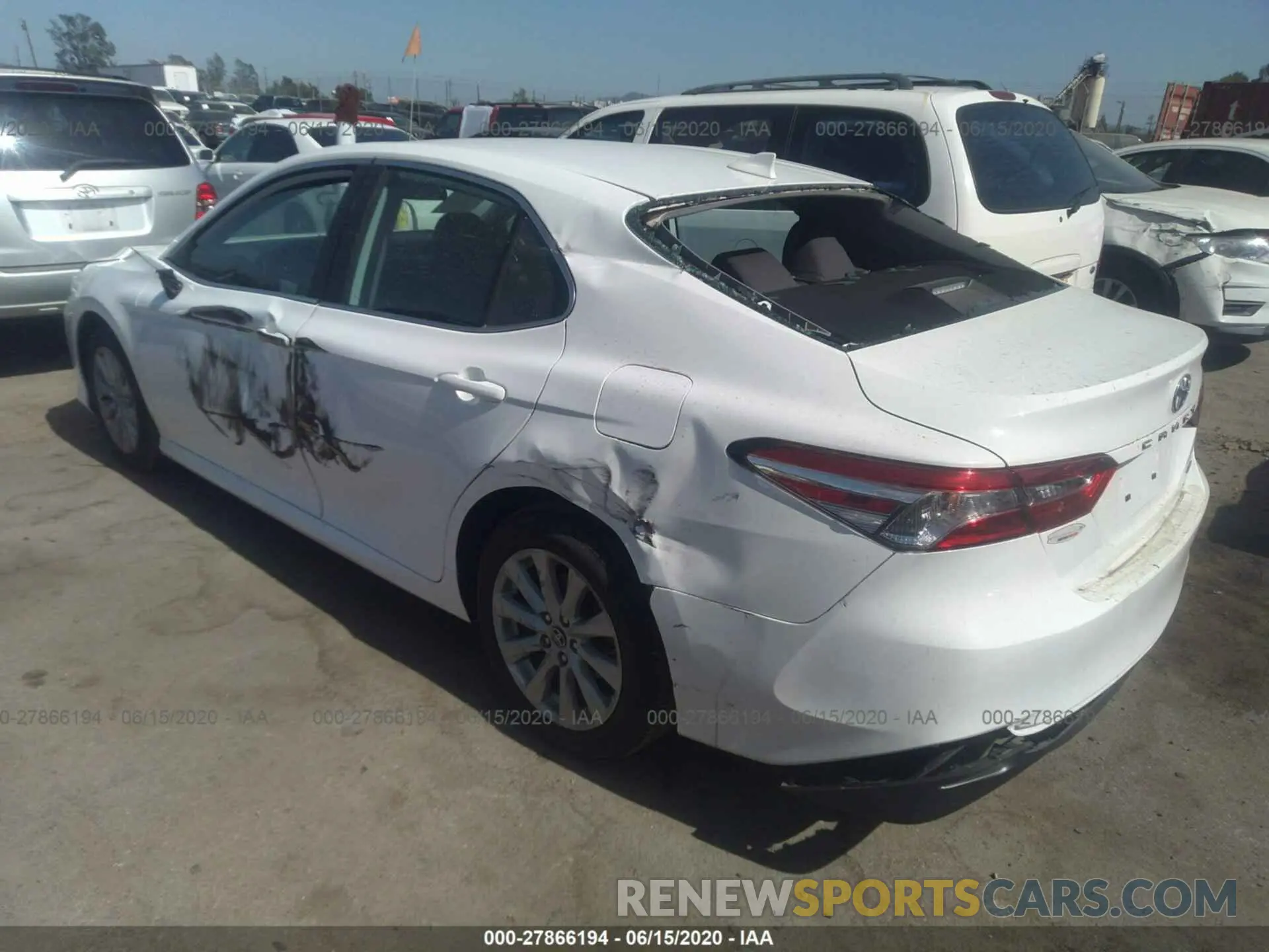 3 fotografías del automóvil dañado 4T1C11AK6LU869159 TOYOTA CAMRY 2020