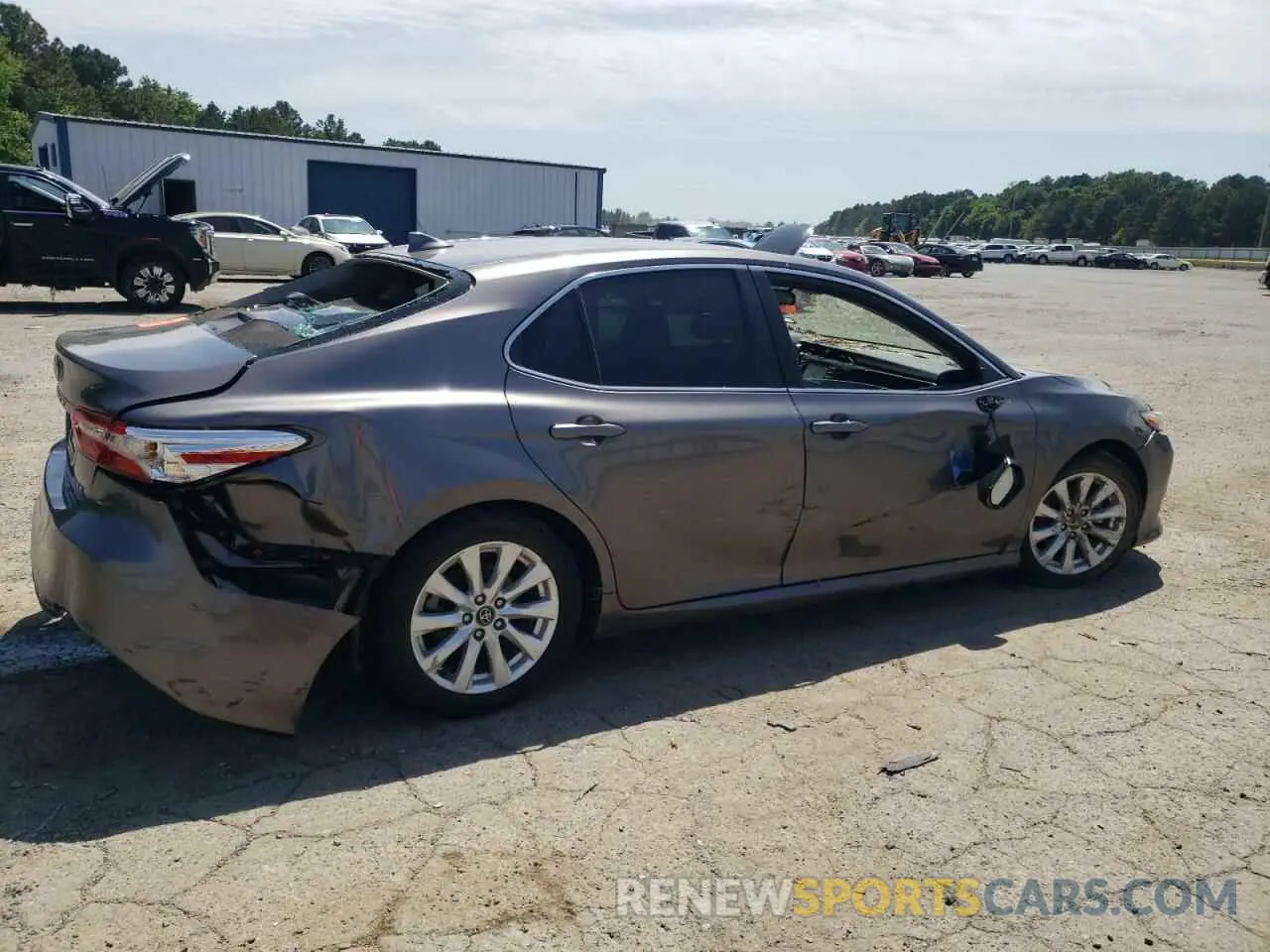 3 fotografías del automóvil dañado 4T1C11AK6LU889279 TOYOTA CAMRY 2020