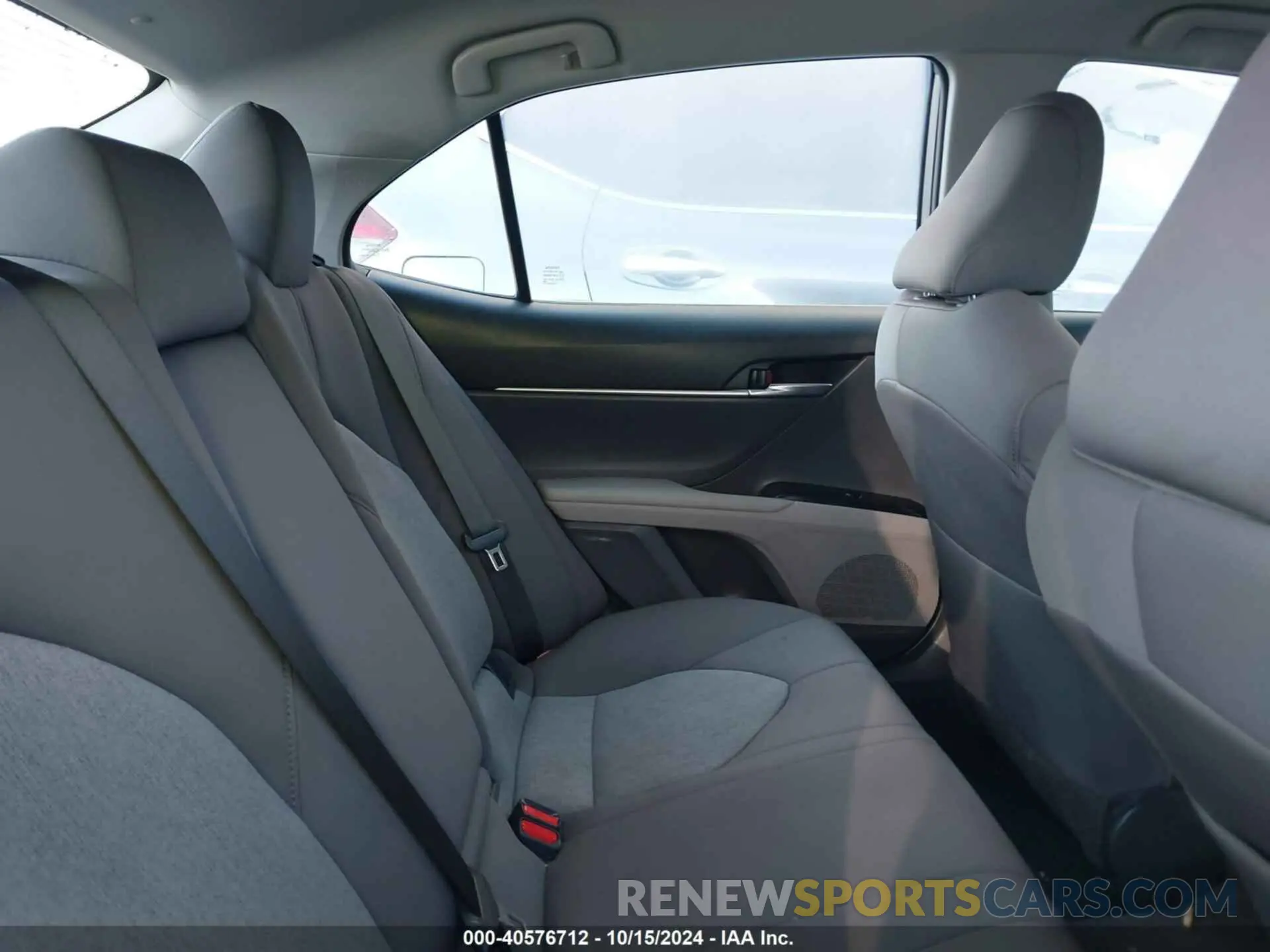 8 fotografías del automóvil dañado 4T1C11AK6LU911927 TOYOTA CAMRY 2020