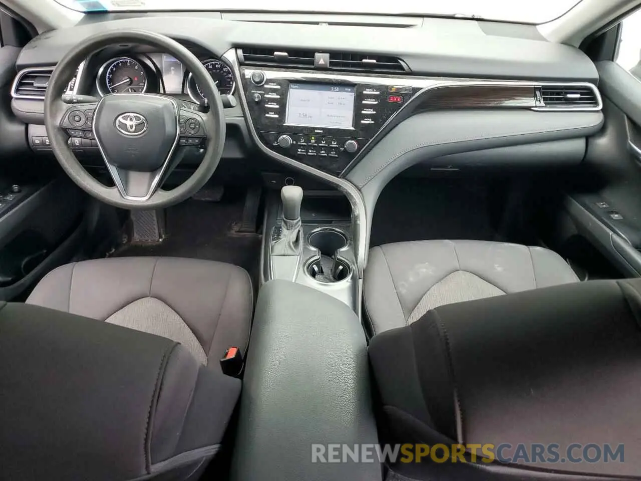 8 fotografías del automóvil dañado 4T1C11AK6LU920448 TOYOTA CAMRY 2020
