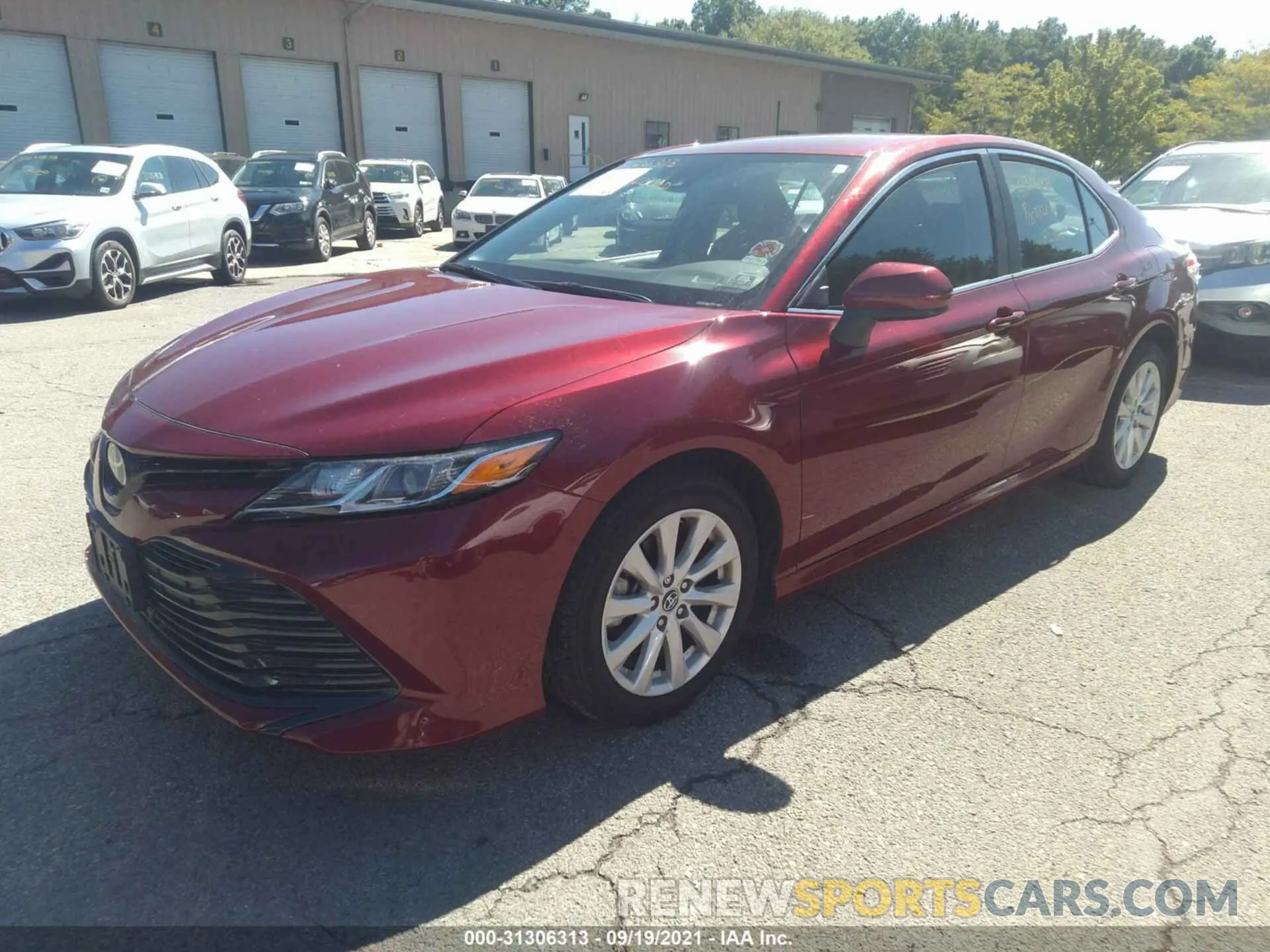 2 fotografías del automóvil dañado 4T1C11AK6LU920496 TOYOTA CAMRY 2020