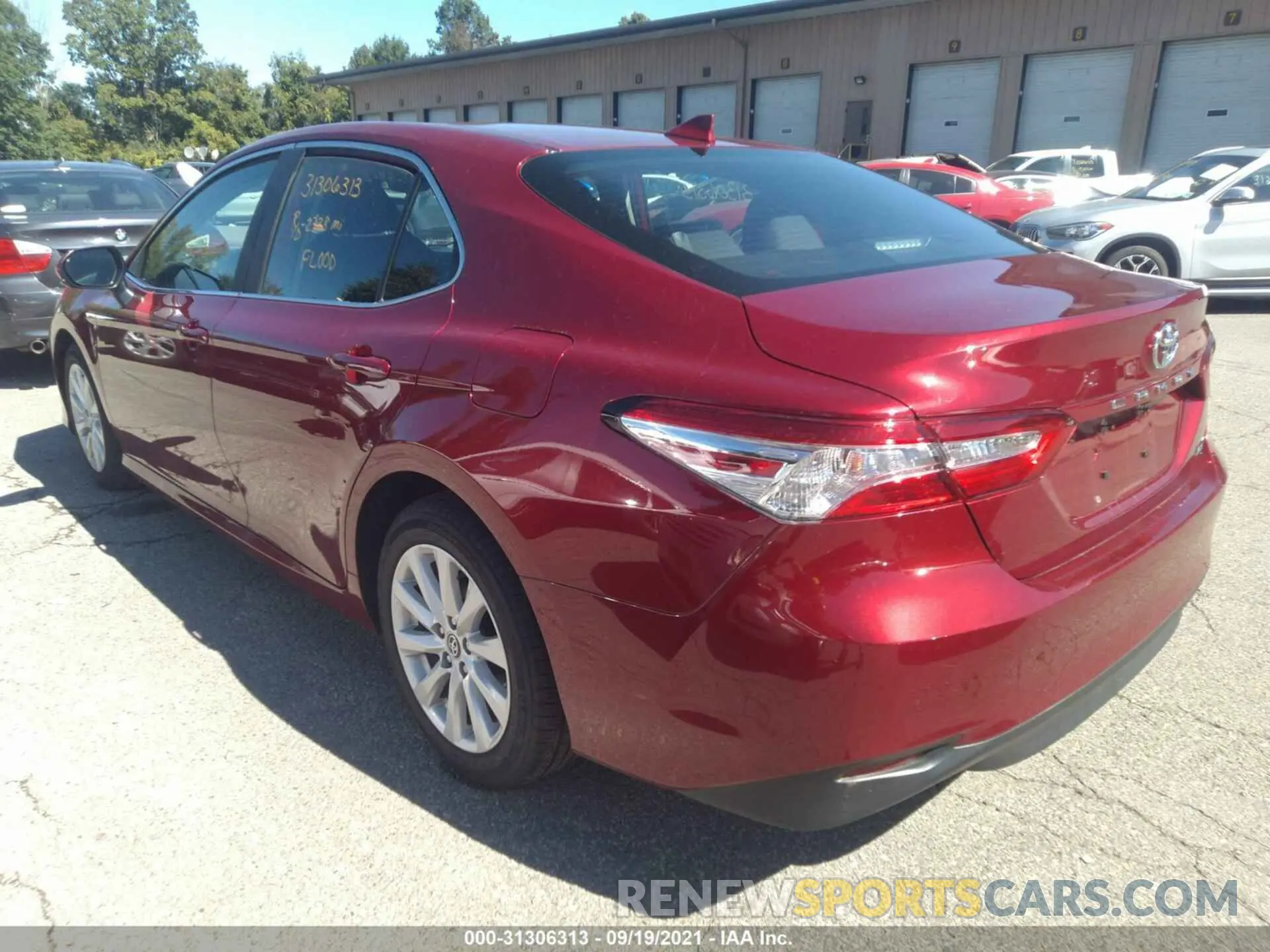 3 fotografías del automóvil dañado 4T1C11AK6LU920496 TOYOTA CAMRY 2020