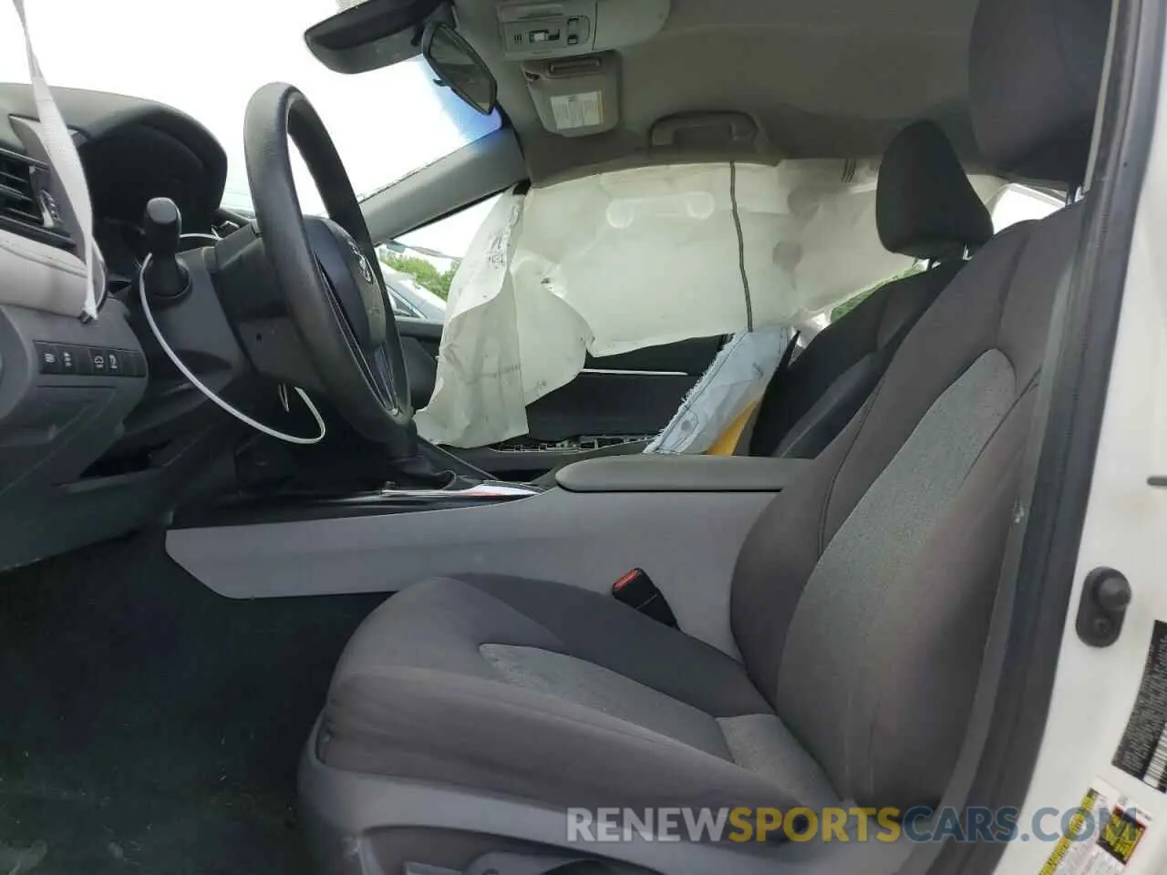 7 fotografías del automóvil dañado 4T1C11AK6LU928260 TOYOTA CAMRY 2020