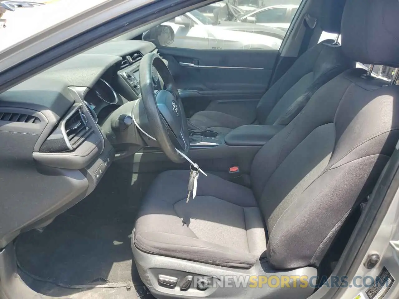 7 fotografías del automóvil dañado 4T1C11AK6LU928579 TOYOTA CAMRY 2020