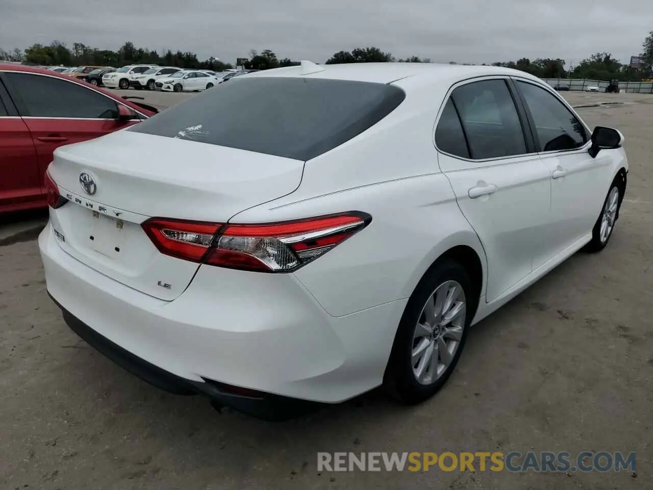3 fotografías del automóvil dañado 4T1C11AK6LU943809 TOYOTA CAMRY 2020