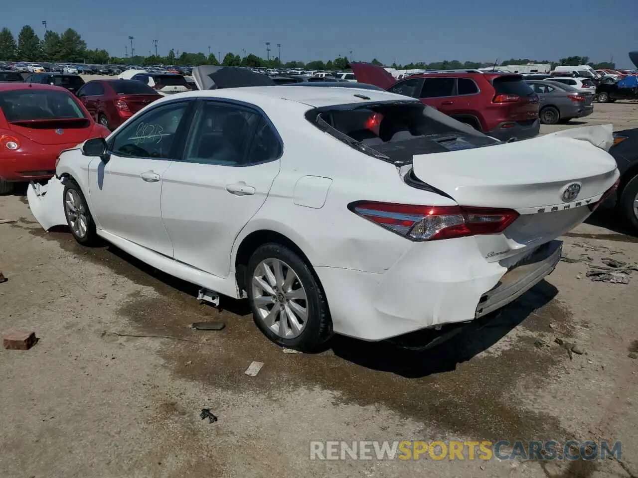 2 fotografías del automóvil dañado 4T1C11AK6LU947410 TOYOTA CAMRY 2020