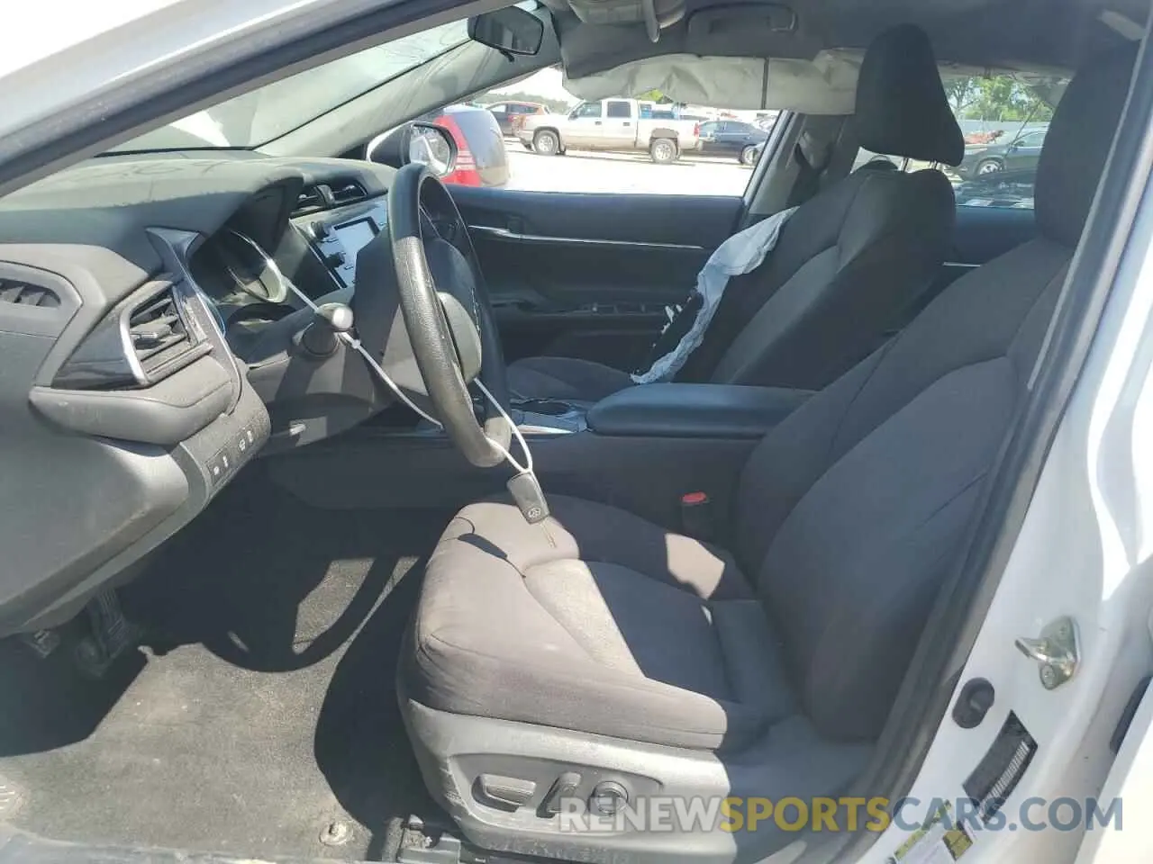 7 fotografías del automóvil dañado 4T1C11AK6LU947410 TOYOTA CAMRY 2020