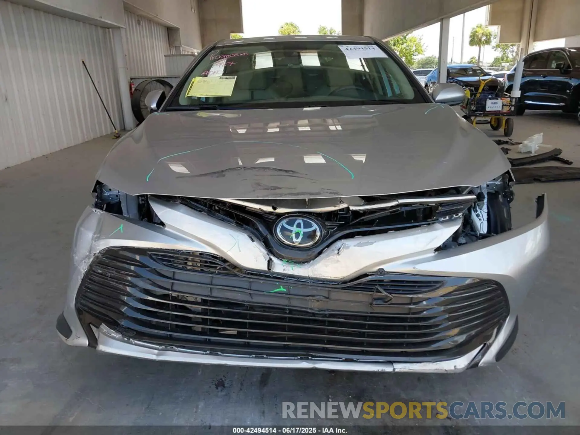 13 fotografías del automóvil dañado 4T1C11AK6LU956883 TOYOTA CAMRY 2020