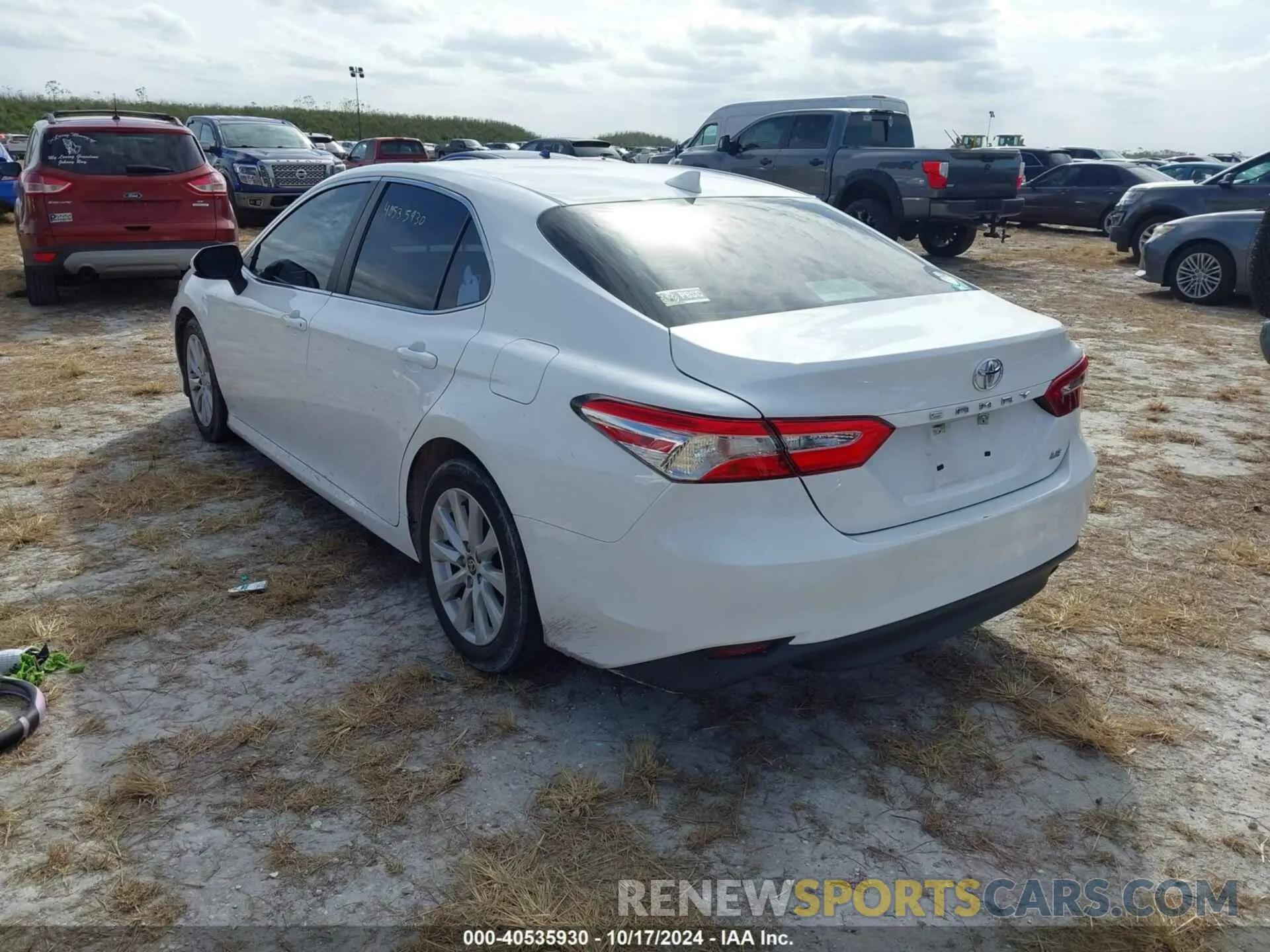 3 fotografías del automóvil dañado 4T1C11AK6LU991732 TOYOTA CAMRY 2020