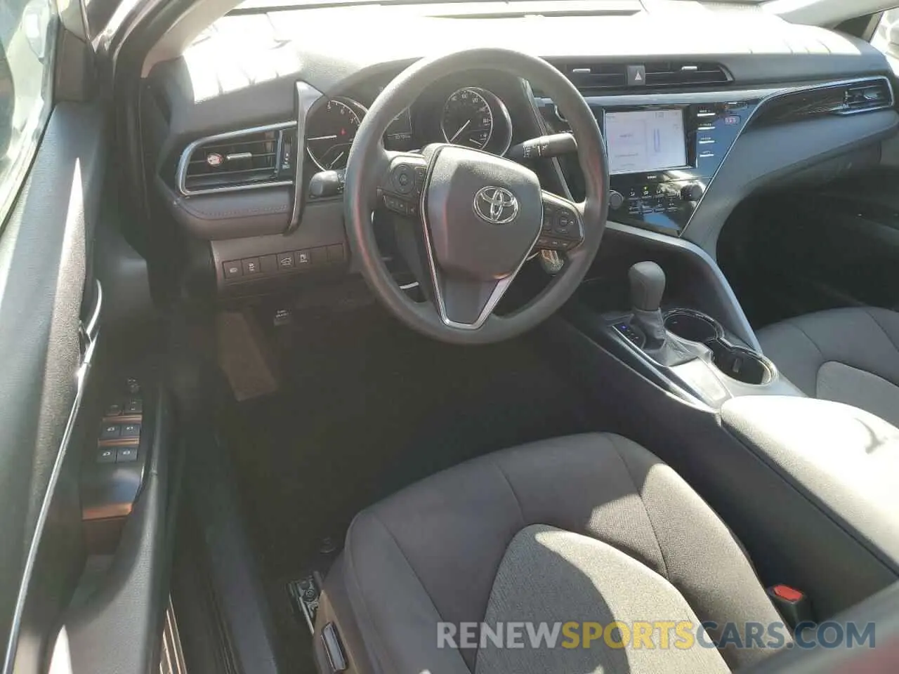 8 fotografías del automóvil dañado 4T1C11AK6LU995148 TOYOTA CAMRY 2020