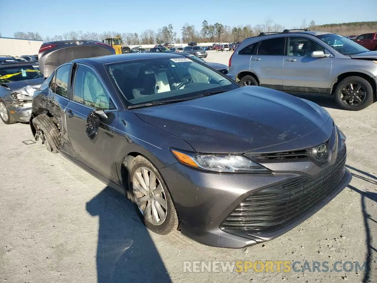 4 fotografías del automóvil dañado 4T1C11AK6LU995568 TOYOTA CAMRY 2020
