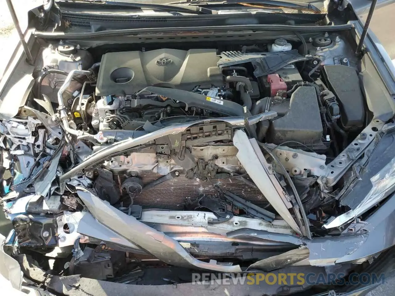 11 fotografías del automóvil dañado 4T1C11AK7LU330064 TOYOTA CAMRY 2020