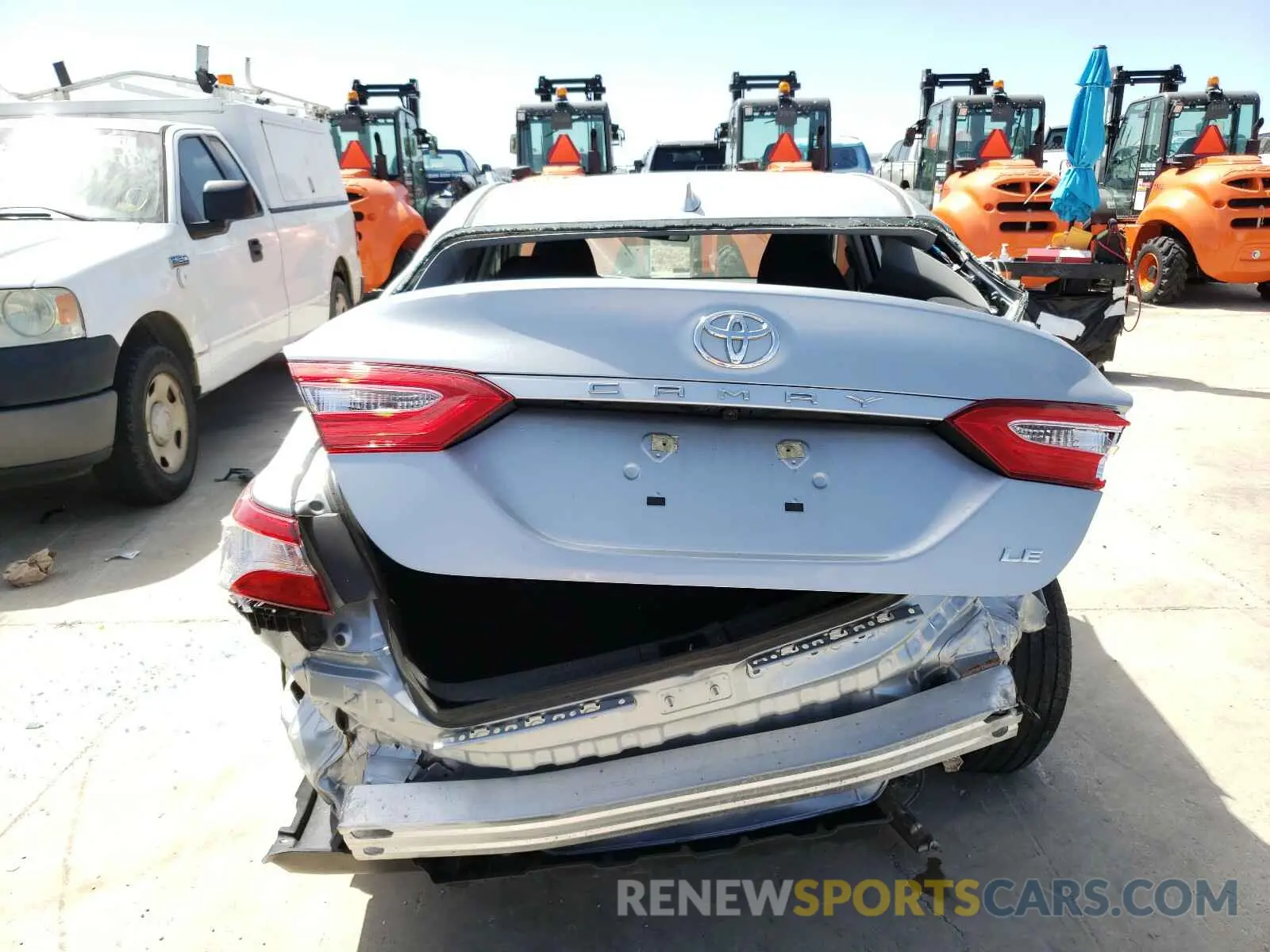 9 fotografías del automóvil dañado 4T1C11AK7LU341825 TOYOTA CAMRY 2020