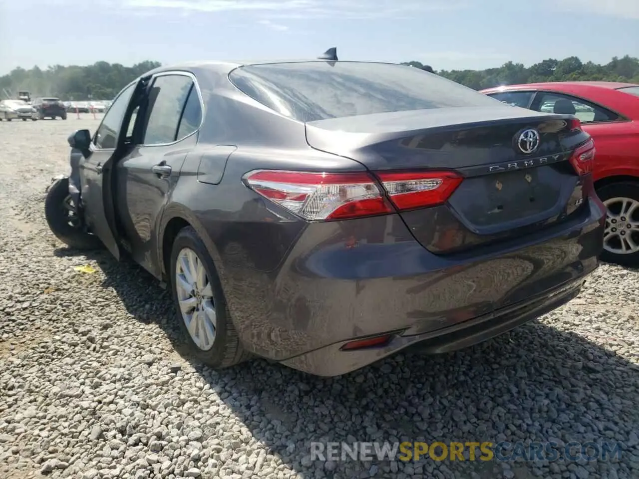 3 fotografías del automóvil dañado 4T1C11AK7LU370872 TOYOTA CAMRY 2020