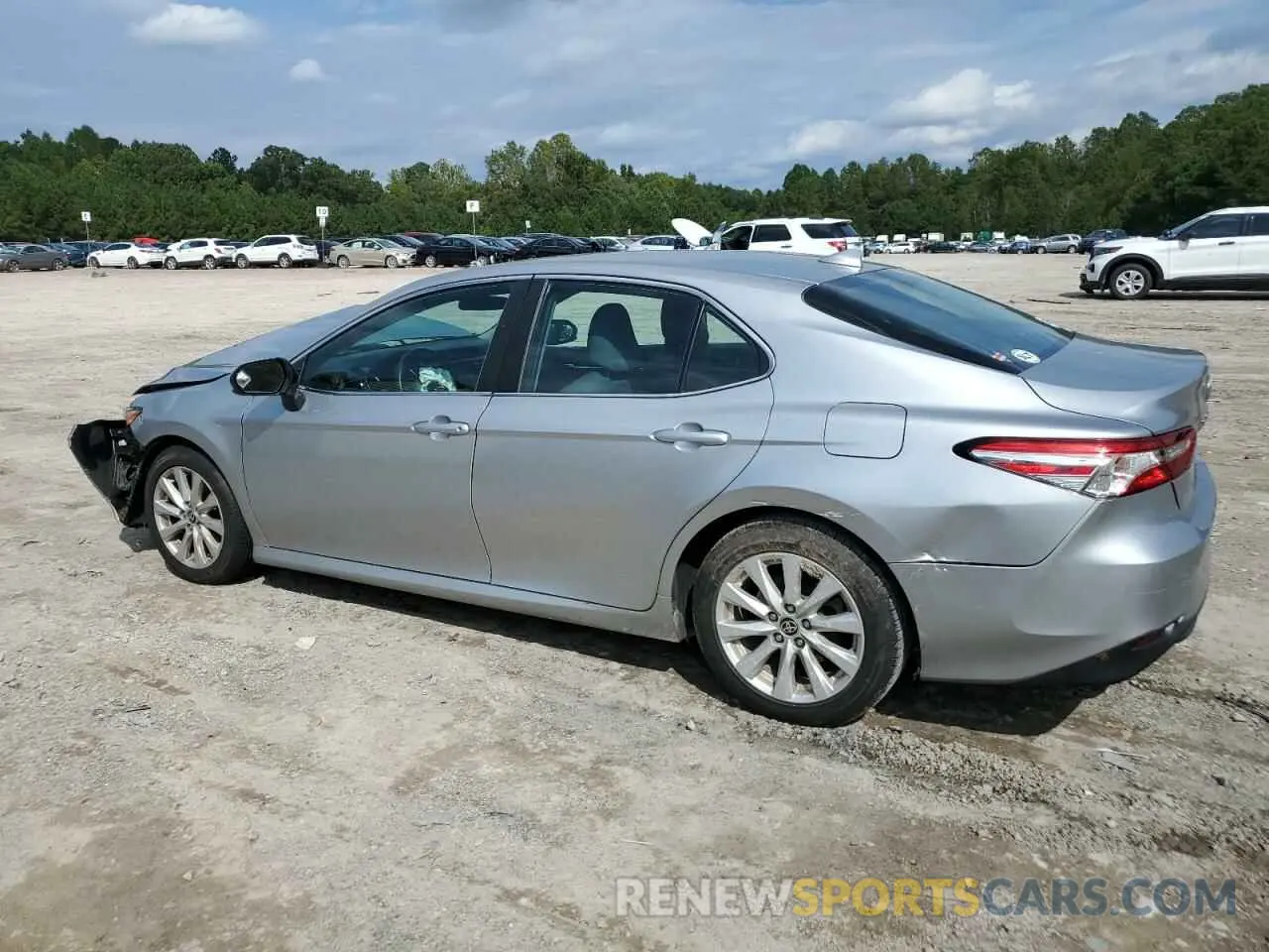 2 fotografías del automóvil dañado 4T1C11AK7LU501329 TOYOTA CAMRY 2020