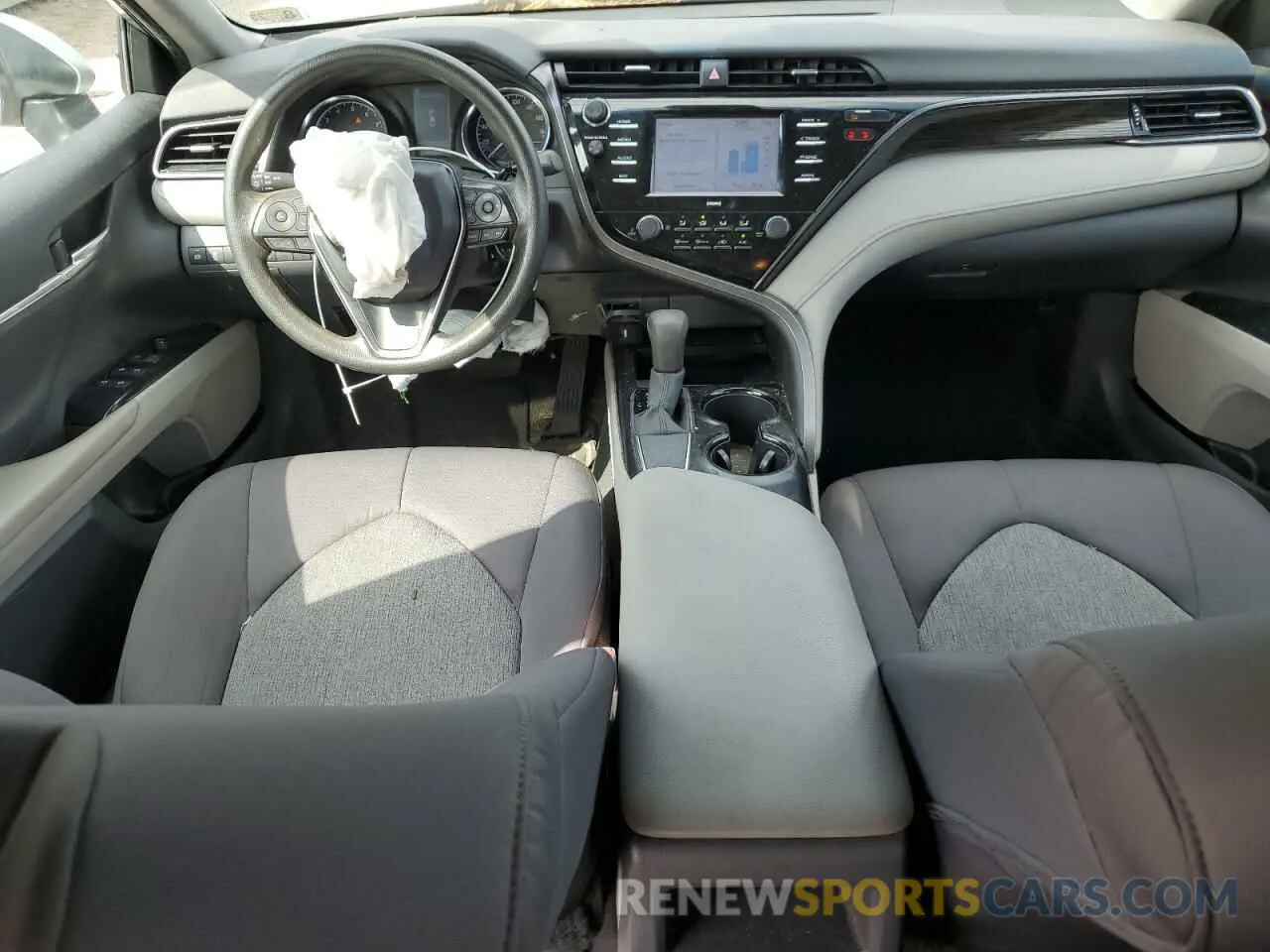 8 fotografías del automóvil dañado 4T1C11AK7LU501329 TOYOTA CAMRY 2020