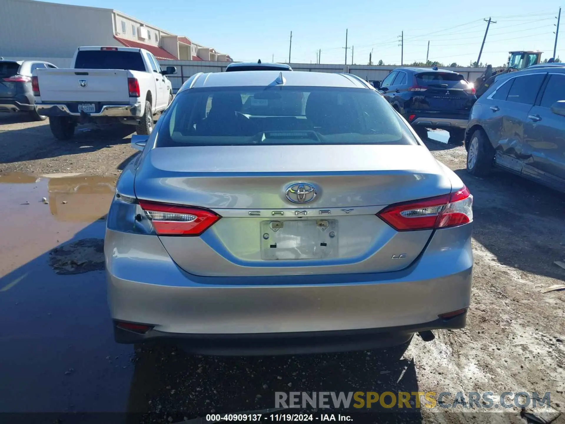17 fotografías del automóvil dañado 4T1C11AK7LU870322 TOYOTA CAMRY 2020