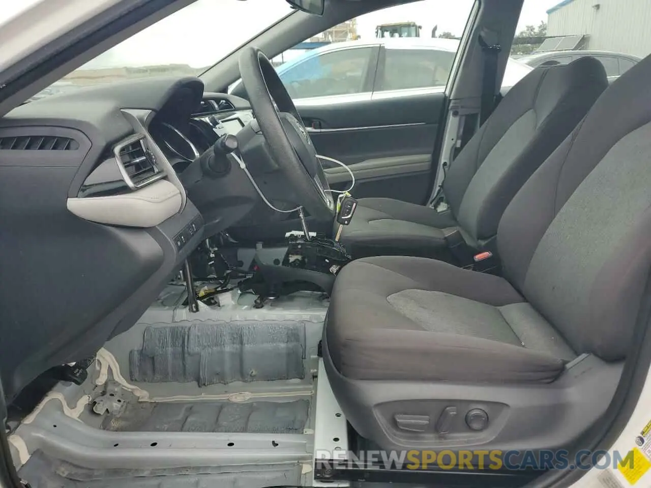 7 fotografías del automóvil dañado 4T1C11AK7LU885158 TOYOTA CAMRY 2020
