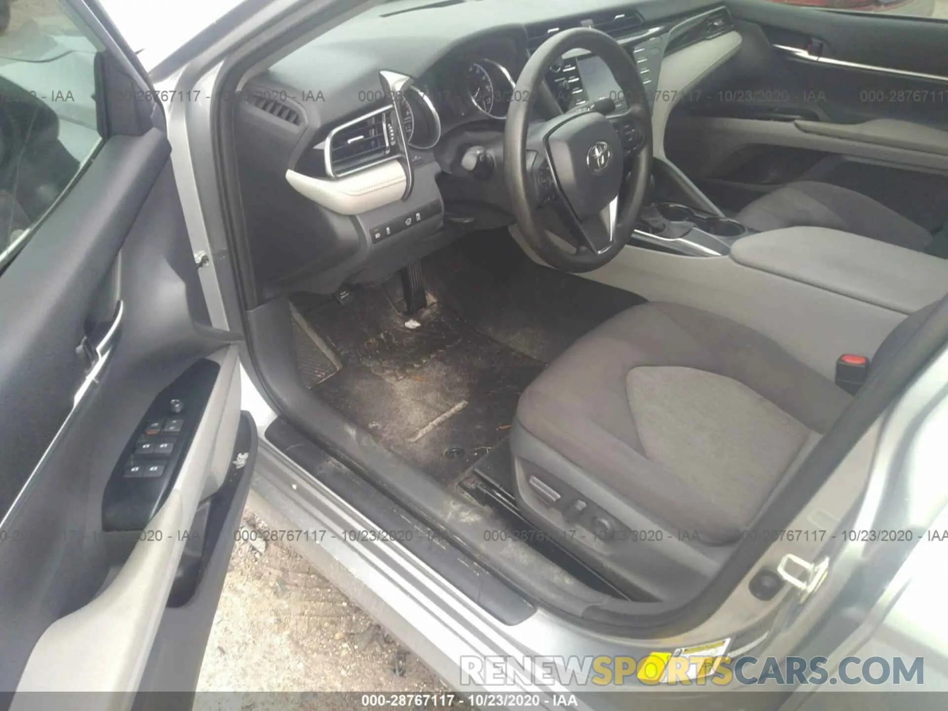 5 fotografías del automóvil dañado 4T1C11AK7LU897536 TOYOTA CAMRY 2020