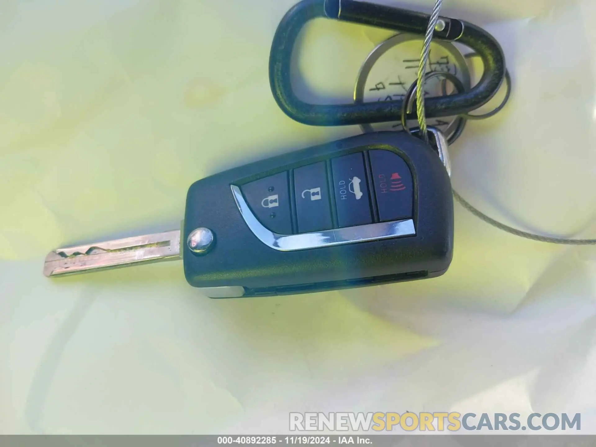 11 fotografías del automóvil dañado 4T1C11AK7LU910981 TOYOTA CAMRY 2020