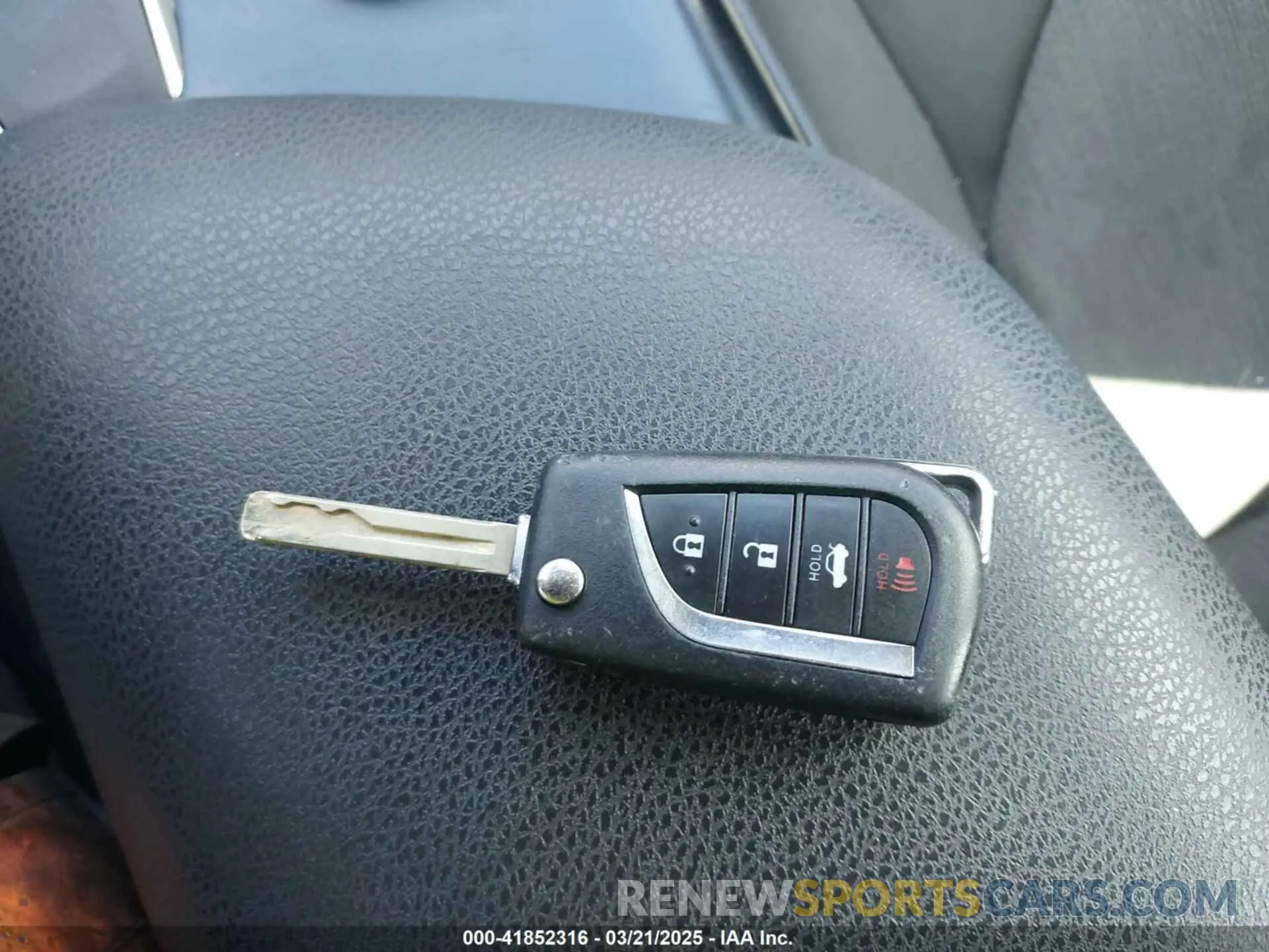 11 fotografías del automóvil dañado 4T1C11AK7LU913251 TOYOTA CAMRY 2020