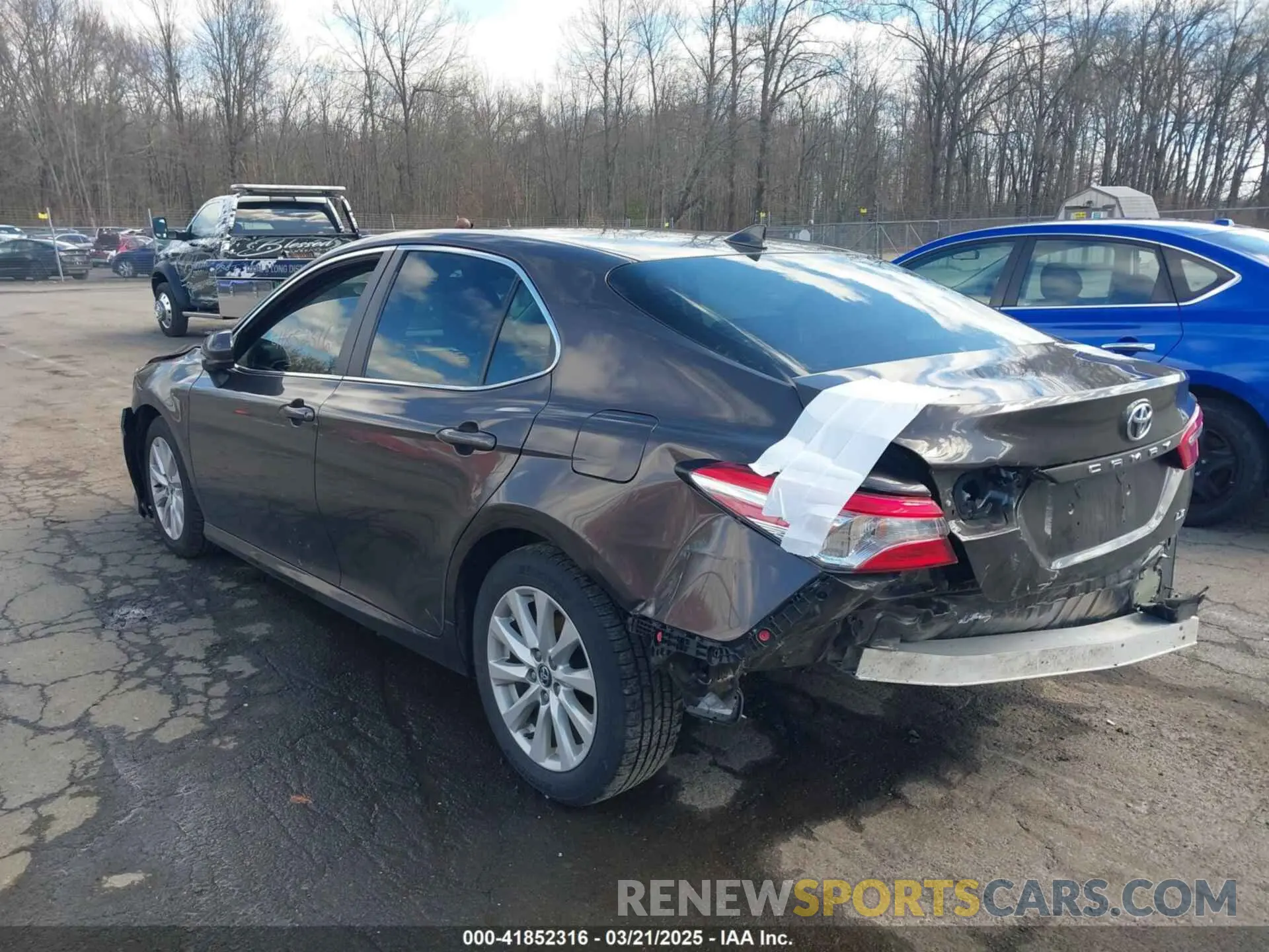 3 fotografías del automóvil dañado 4T1C11AK7LU913251 TOYOTA CAMRY 2020