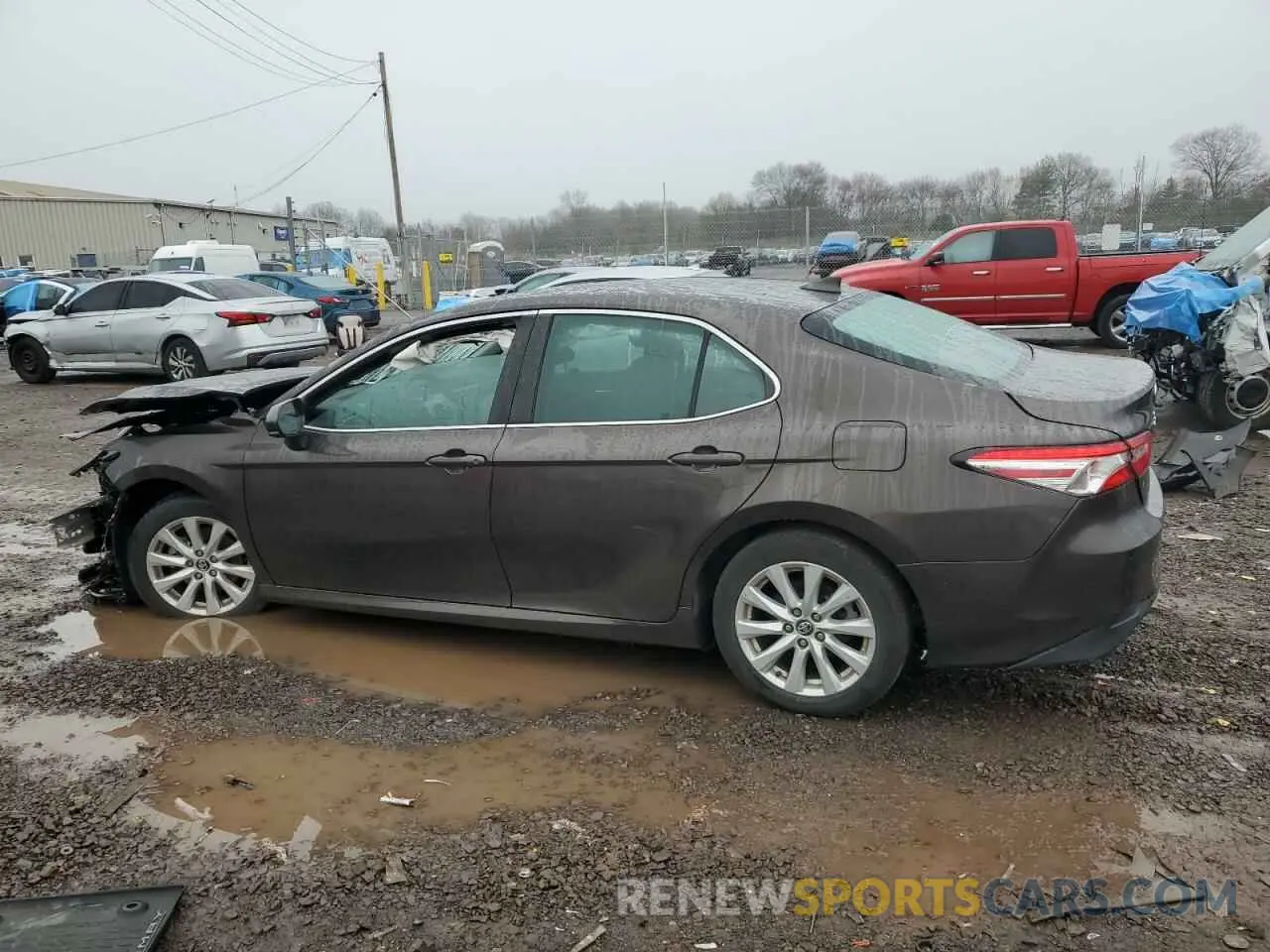 2 fotografías del automóvil dañado 4T1C11AK7LU936853 TOYOTA CAMRY 2020