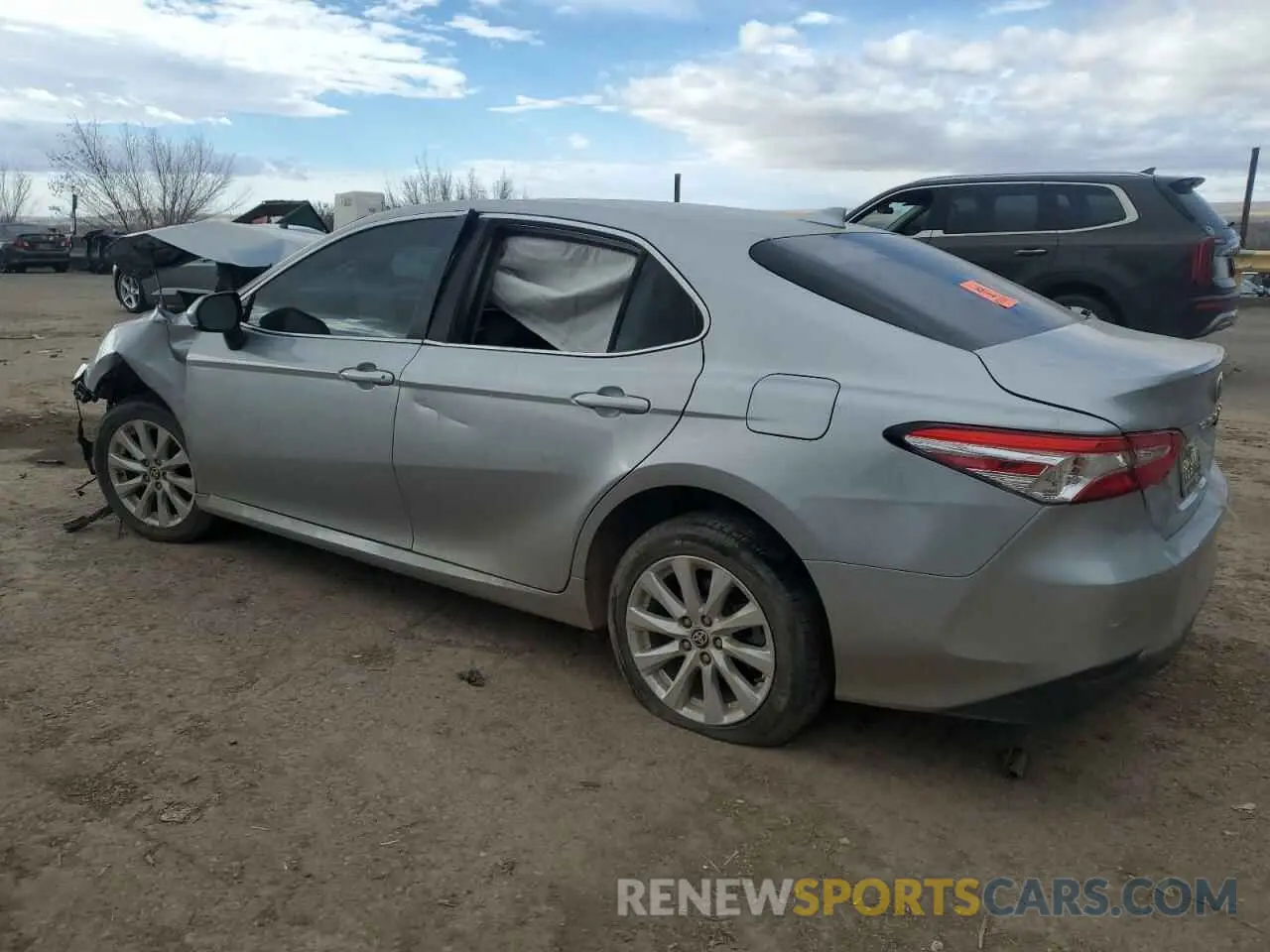 2 fotografías del automóvil dañado 4T1C11AK7LU962756 TOYOTA CAMRY 2020