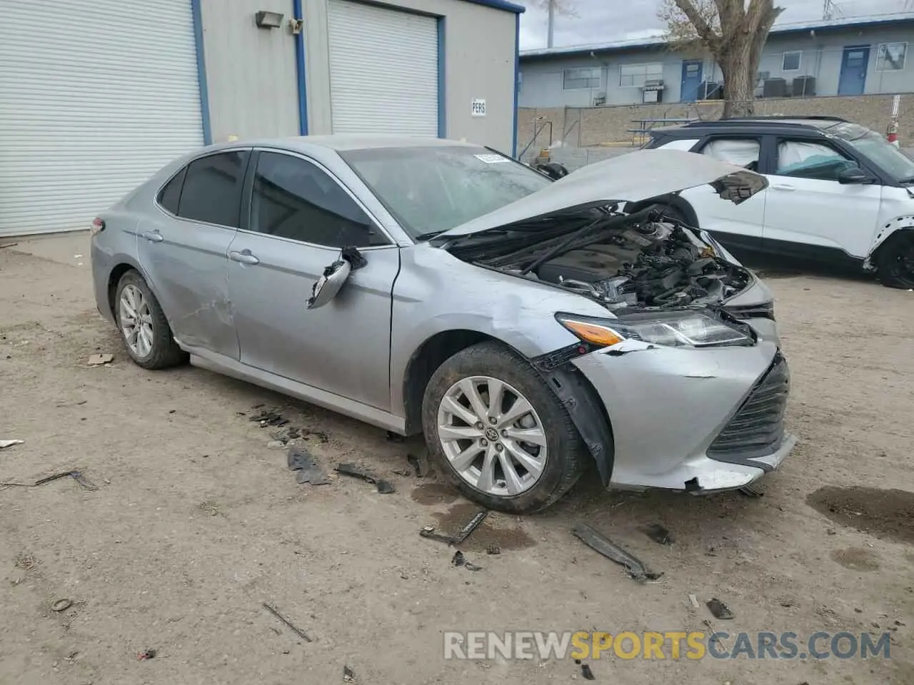 4 fotografías del automóvil dañado 4T1C11AK7LU962756 TOYOTA CAMRY 2020