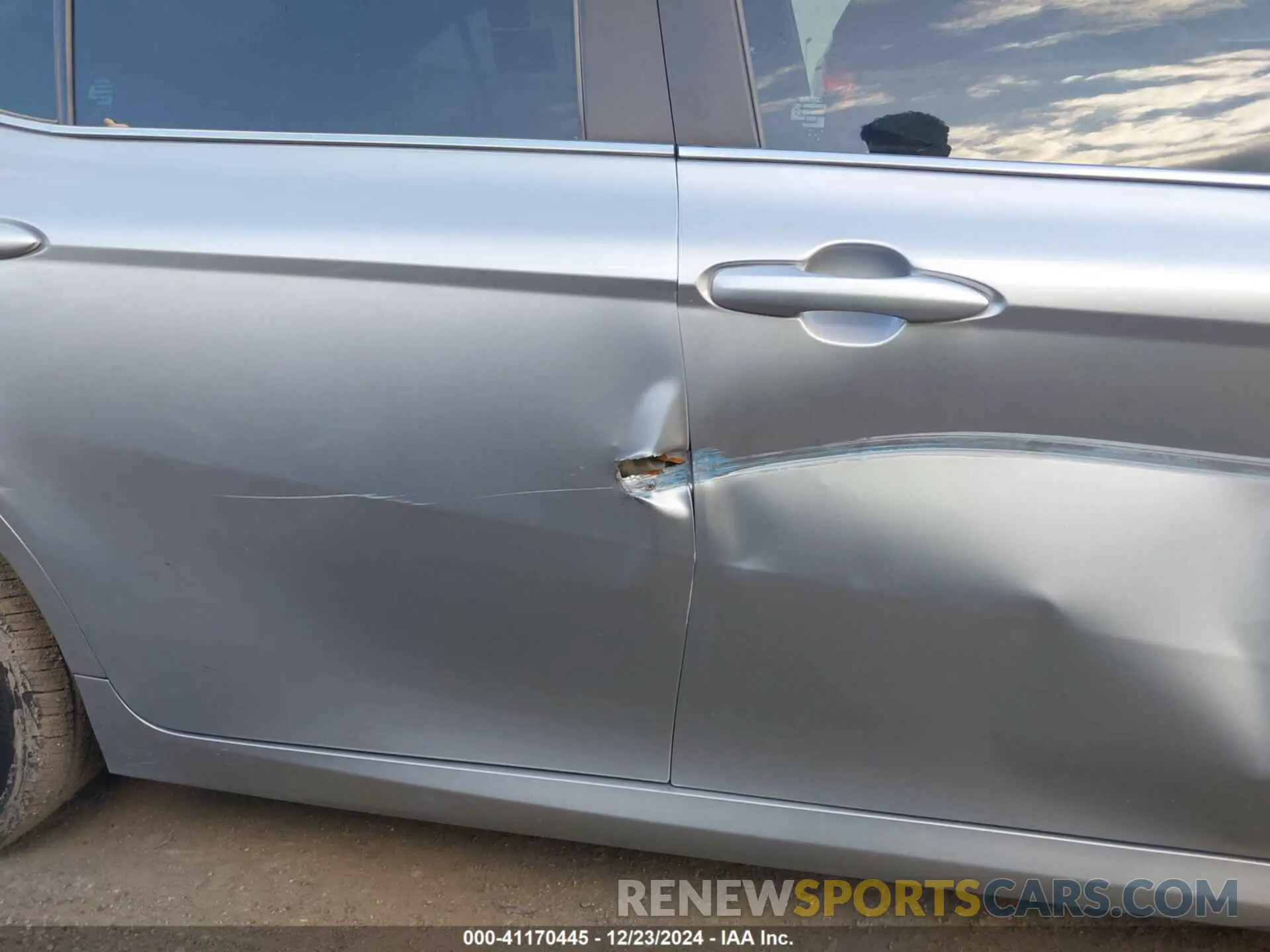 13 fotografías del automóvil dañado 4T1C11AK7LU965169 TOYOTA CAMRY 2020