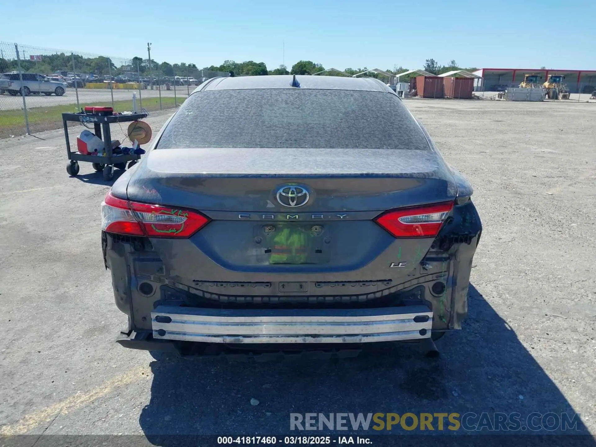18 fotografías del automóvil dañado 4T1C11AK7LU981193 TOYOTA CAMRY 2020