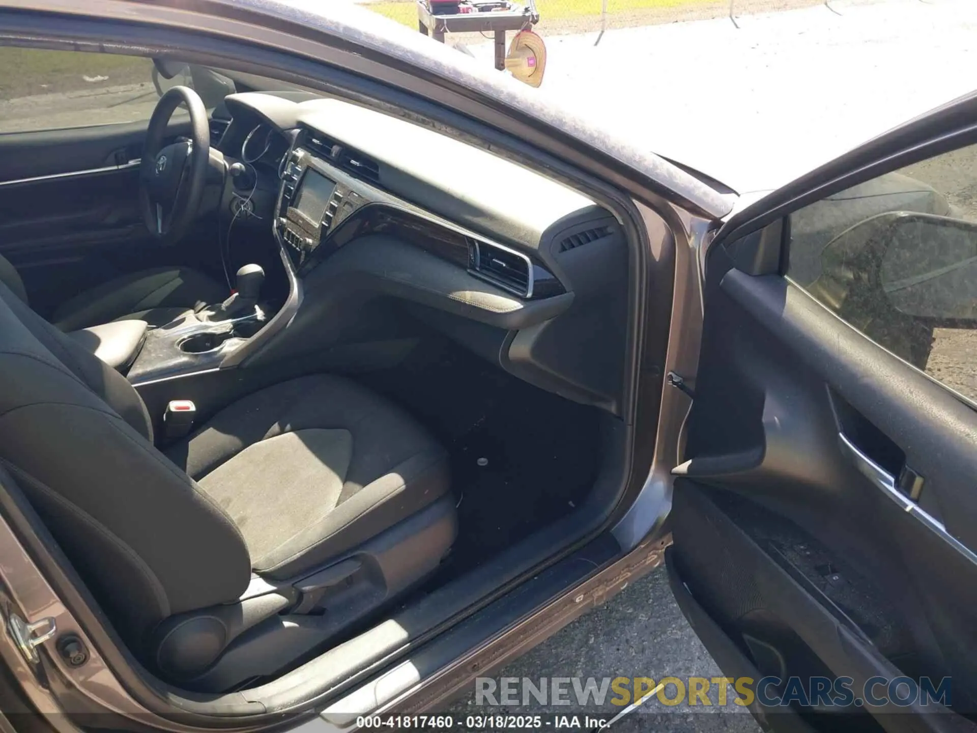 5 fotografías del automóvil dañado 4T1C11AK7LU981193 TOYOTA CAMRY 2020