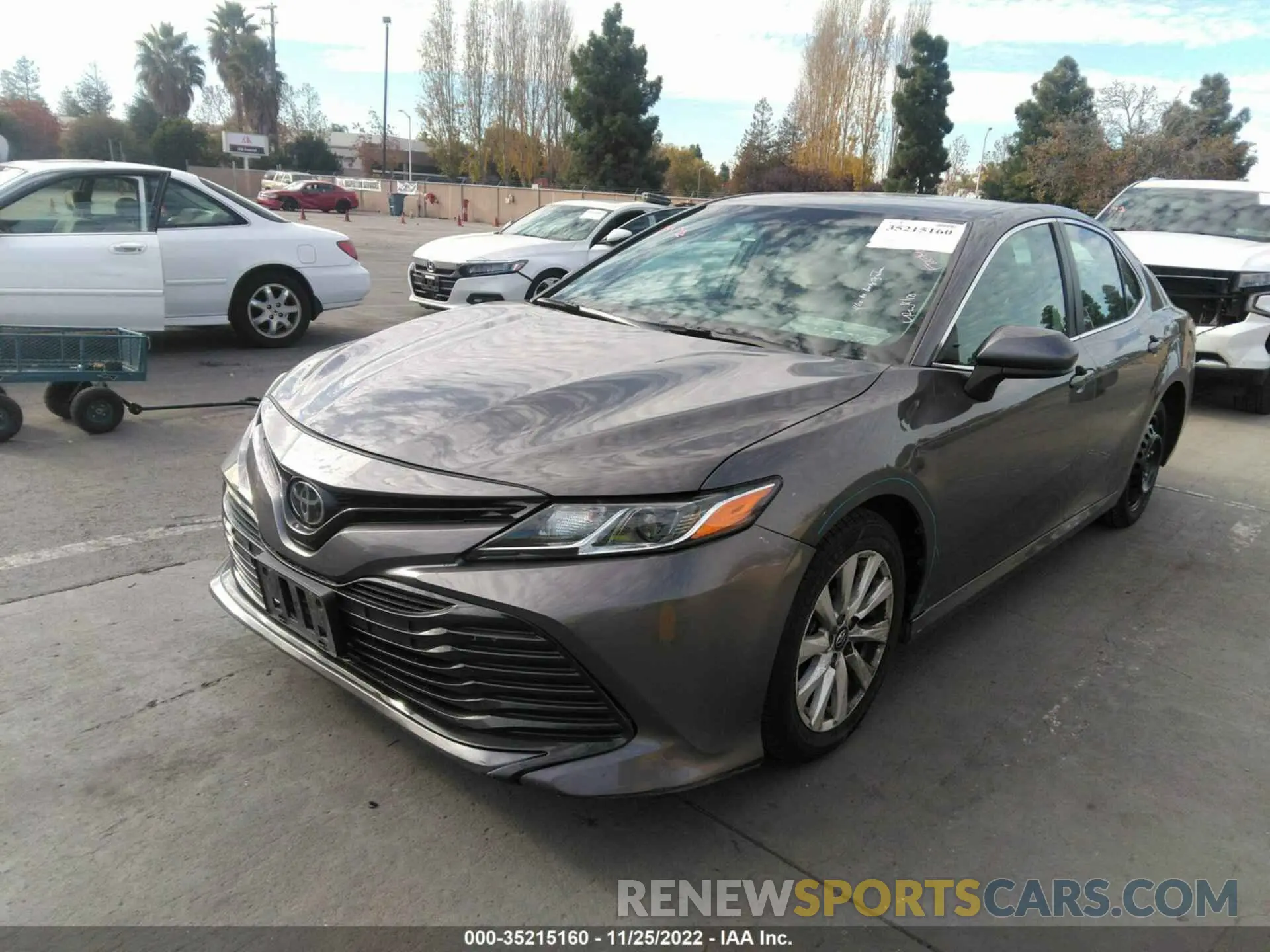 2 fotografías del automóvil dañado 4T1C11AK8LU316108 TOYOTA CAMRY 2020