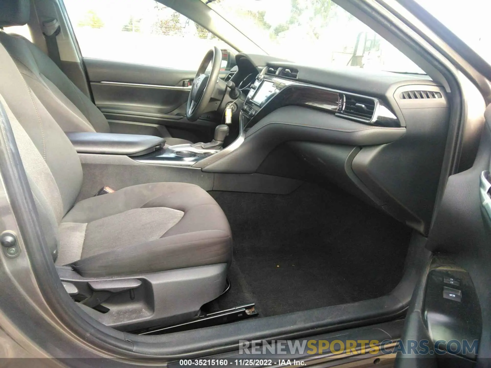 5 fotografías del automóvil dañado 4T1C11AK8LU316108 TOYOTA CAMRY 2020