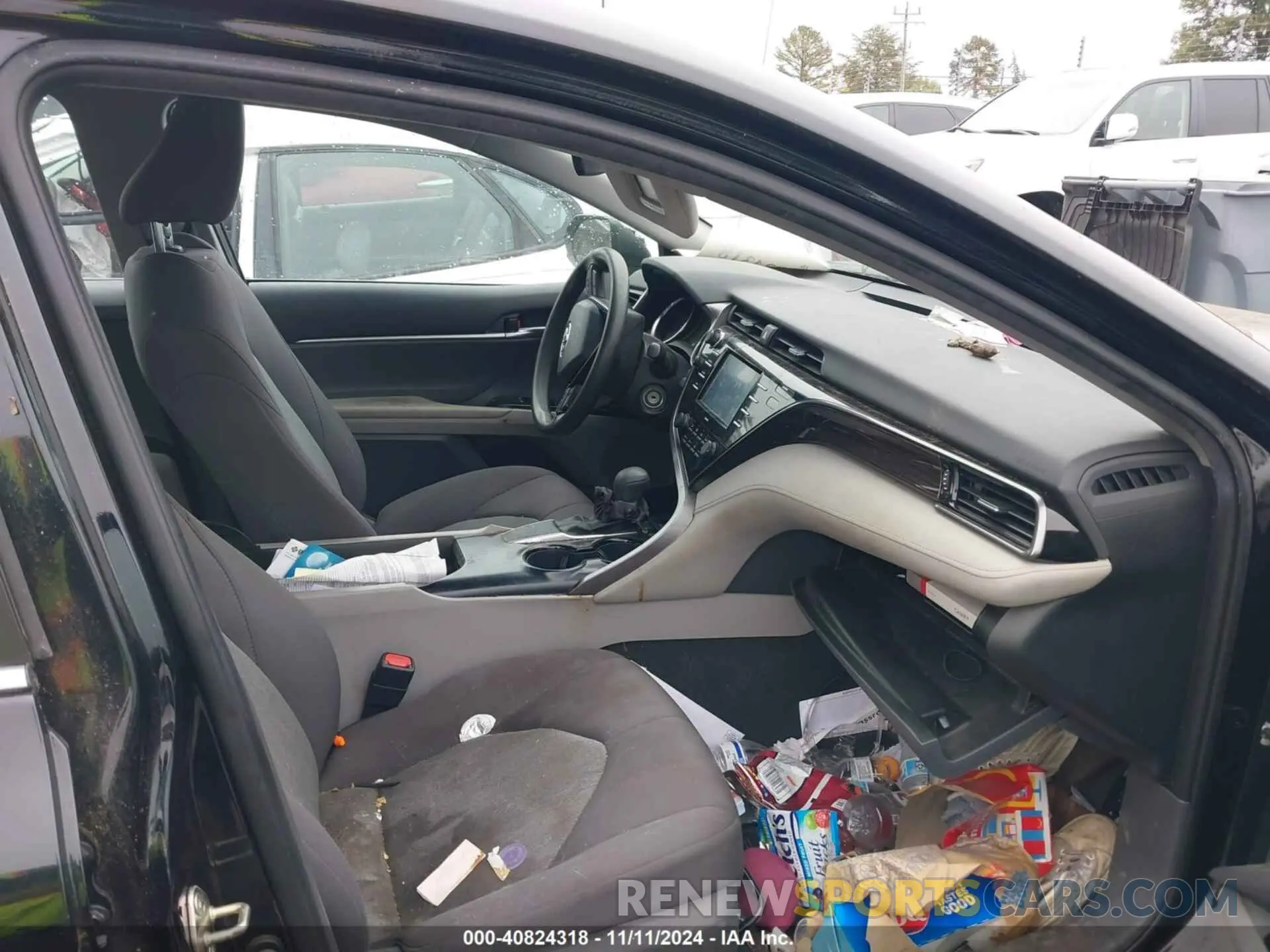 5 fotografías del automóvil dañado 4T1C11AK8LU342417 TOYOTA CAMRY 2020