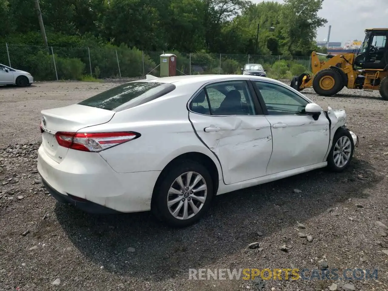 3 fotografías del automóvil dañado 4T1C11AK8LU351473 TOYOTA CAMRY 2020