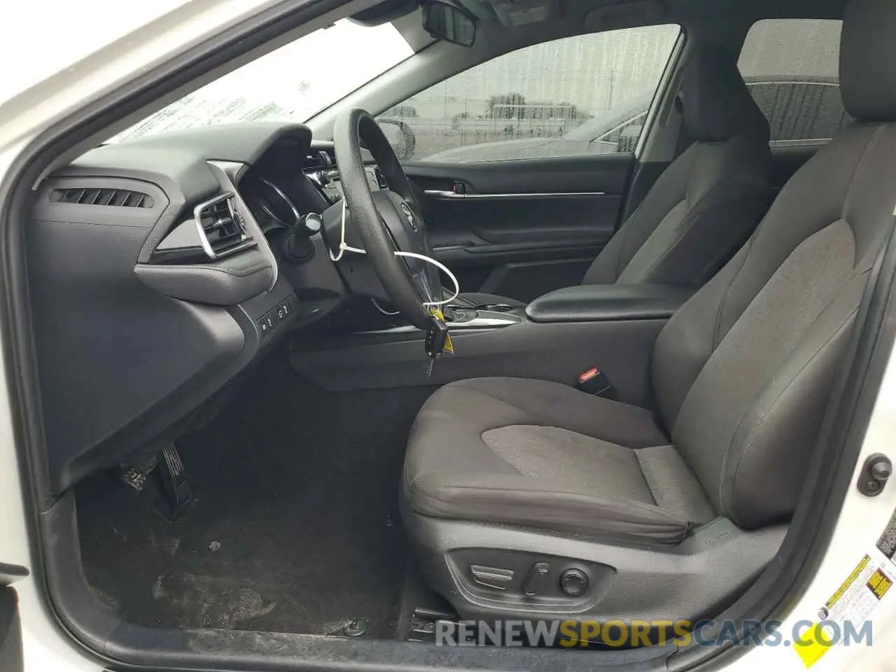 7 fotografías del automóvil dañado 4T1C11AK8LU361548 TOYOTA CAMRY 2020
