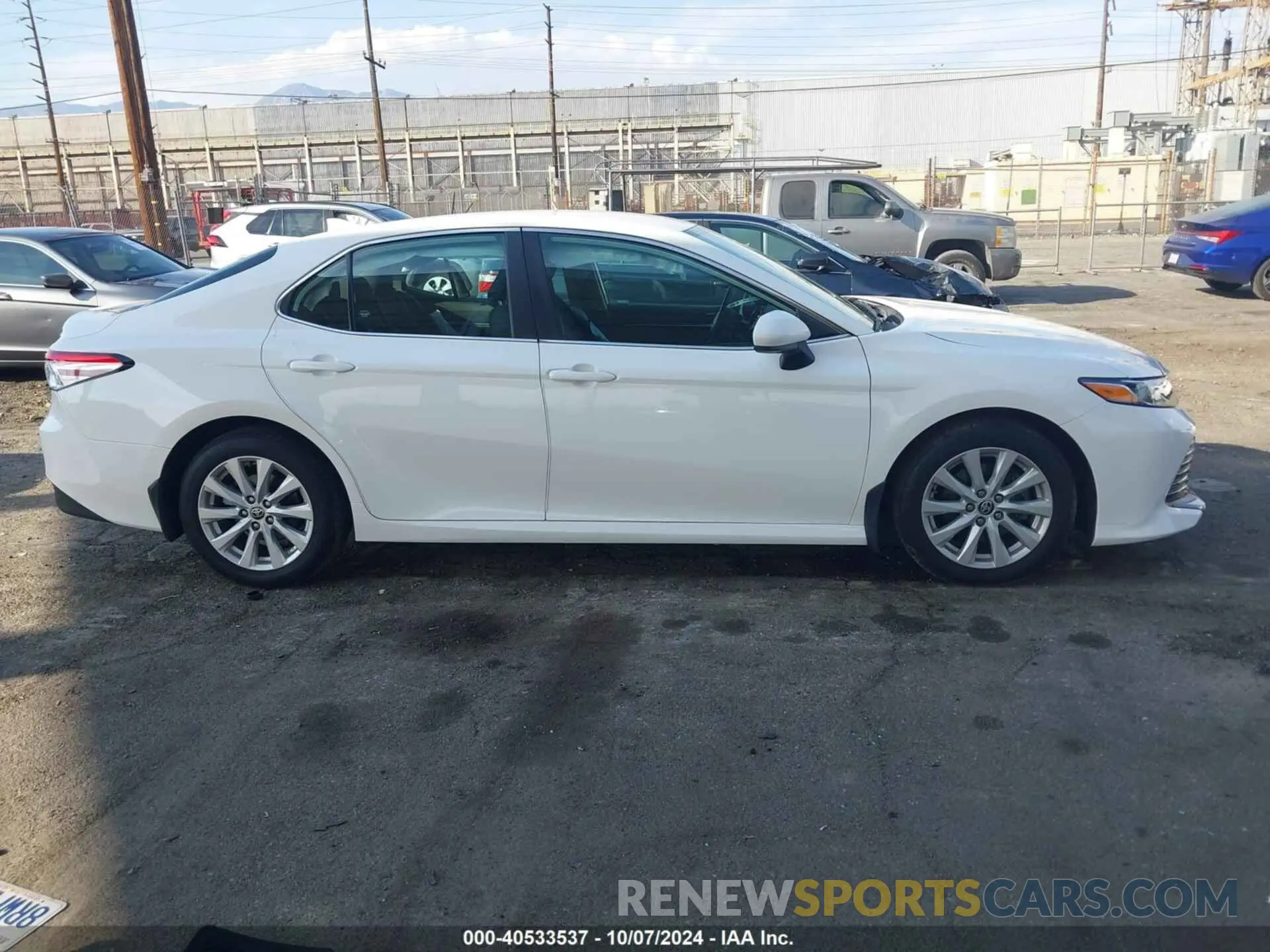 13 fotografías del automóvil dañado 4T1C11AK8LU368645 TOYOTA CAMRY 2020