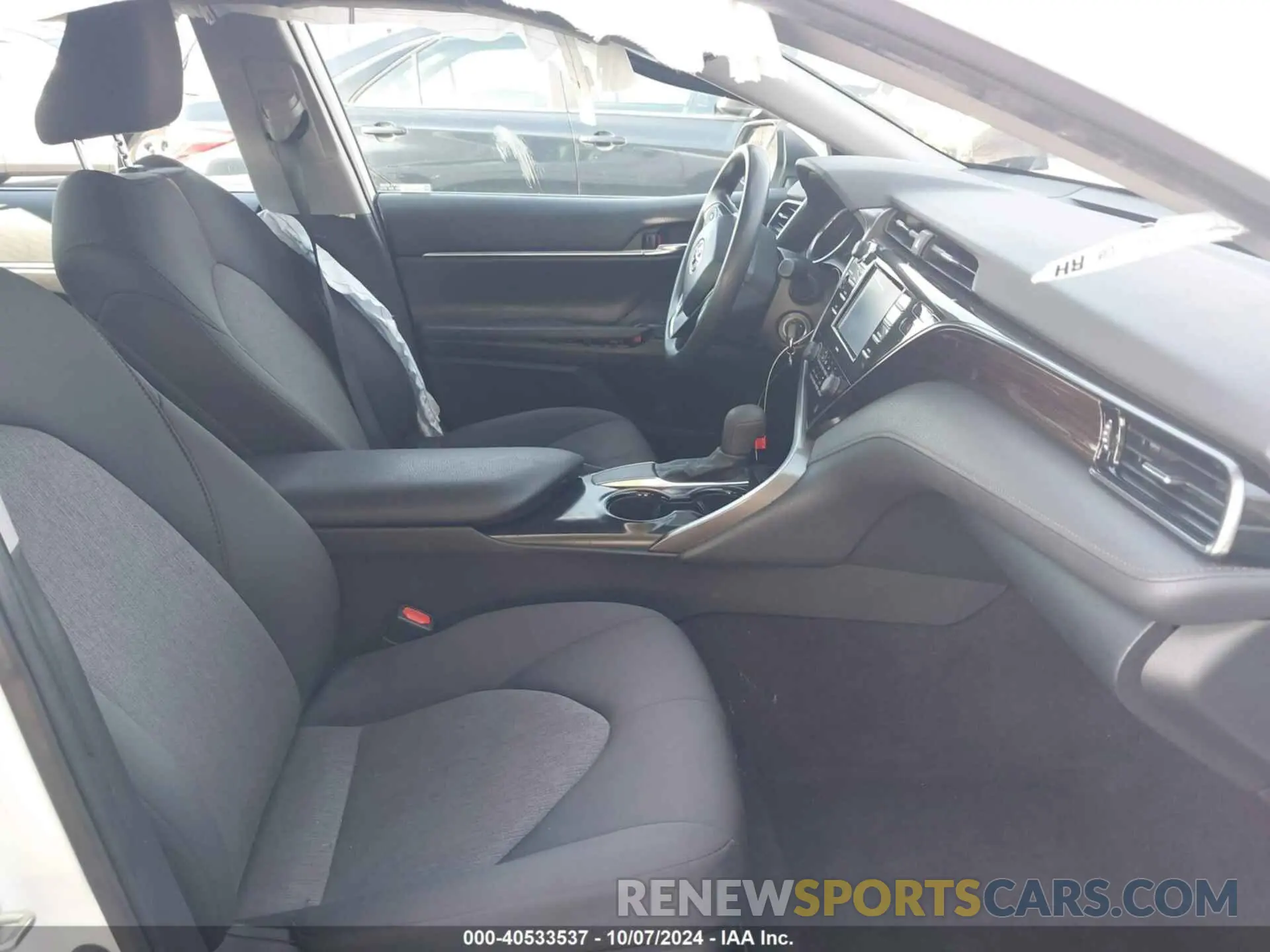 5 fotografías del automóvil dañado 4T1C11AK8LU368645 TOYOTA CAMRY 2020