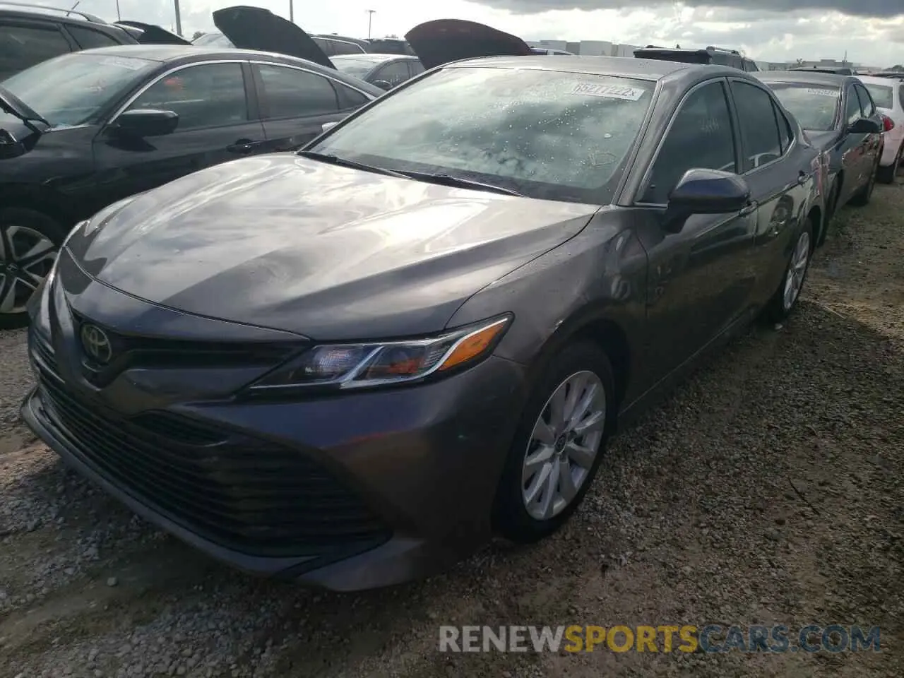 2 fotografías del automóvil dañado 4T1C11AK8LU376549 TOYOTA CAMRY 2020