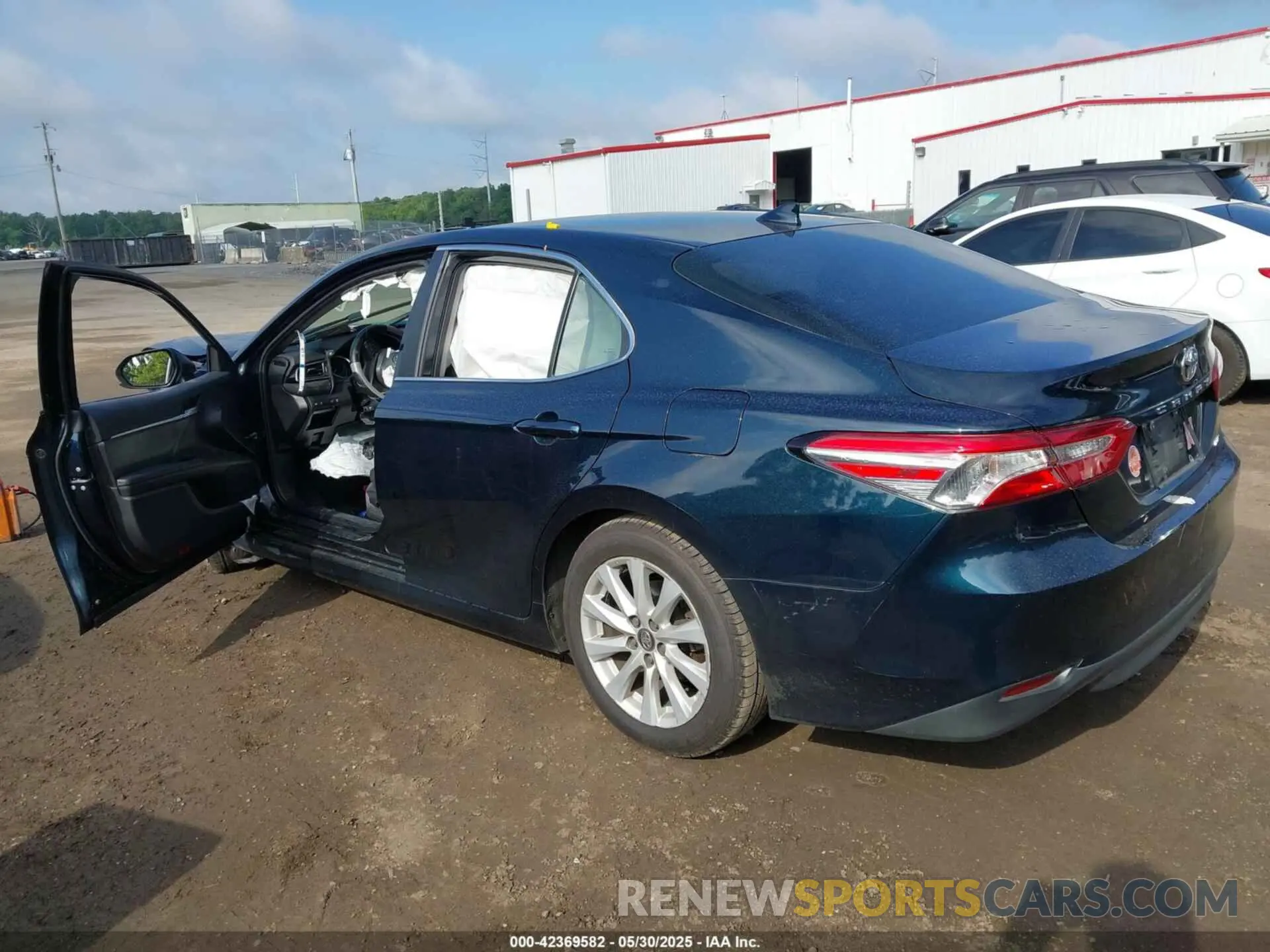 3 fotografías del automóvil dañado 4T1C11AK8LU871205 TOYOTA CAMRY 2020
