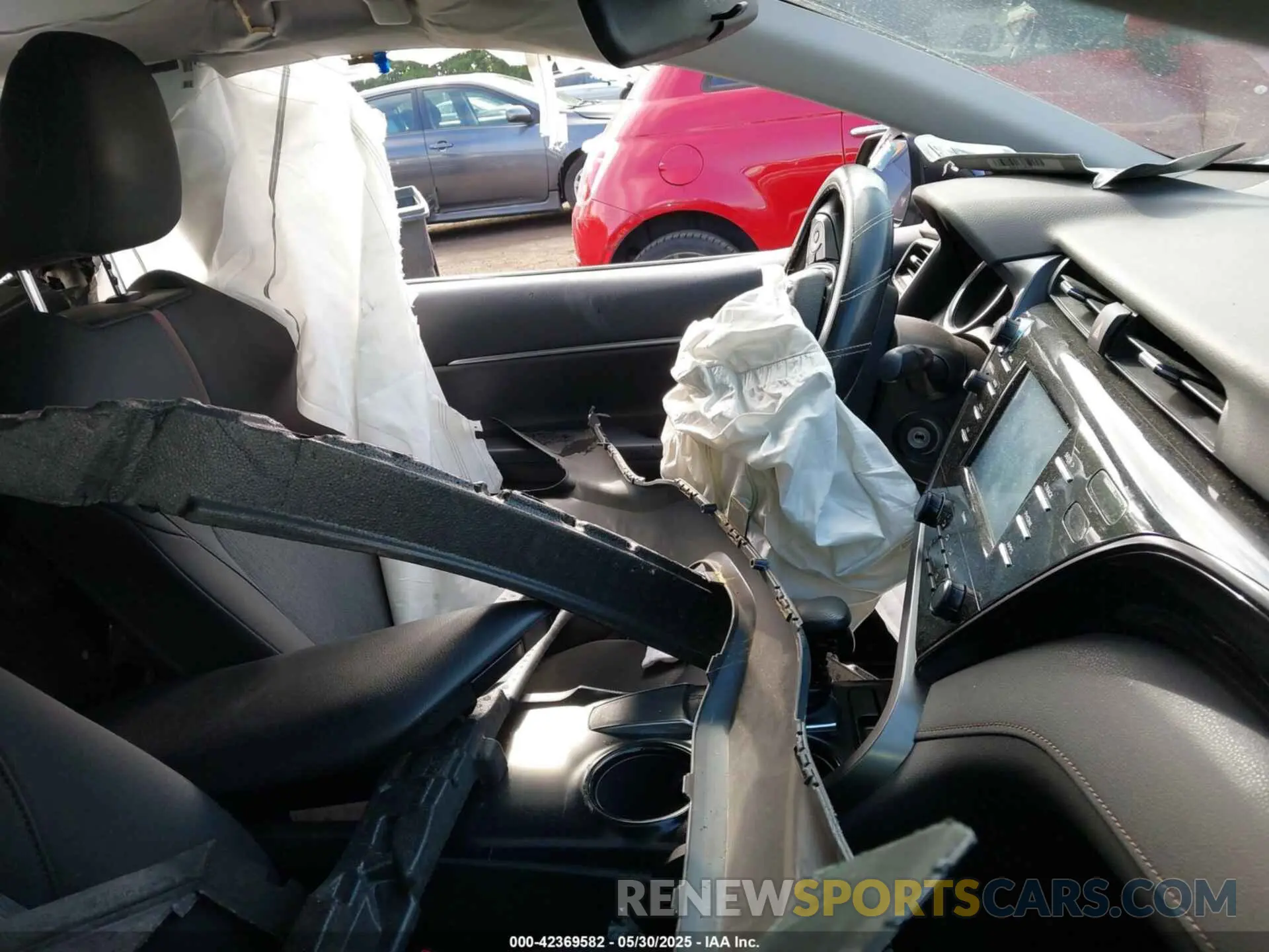 5 fotografías del automóvil dañado 4T1C11AK8LU871205 TOYOTA CAMRY 2020