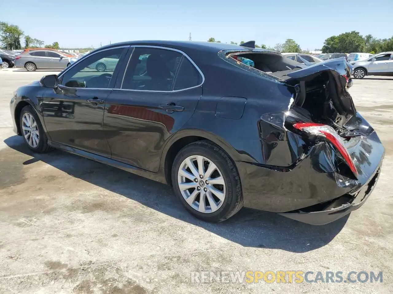 2 fotografías del automóvil dañado 4T1C11AK8LU877411 TOYOTA CAMRY 2020