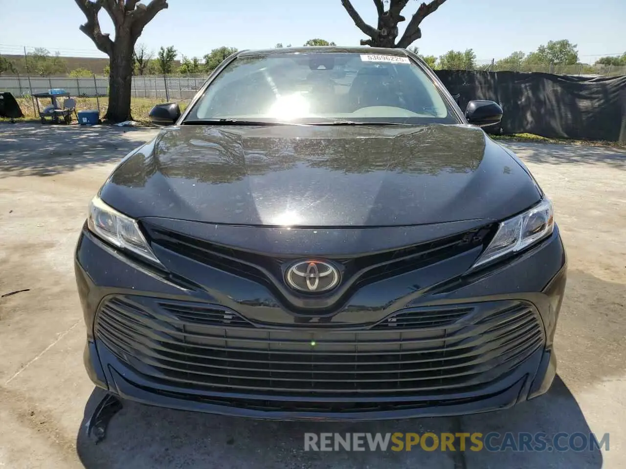 5 fotografías del automóvil dañado 4T1C11AK8LU877411 TOYOTA CAMRY 2020