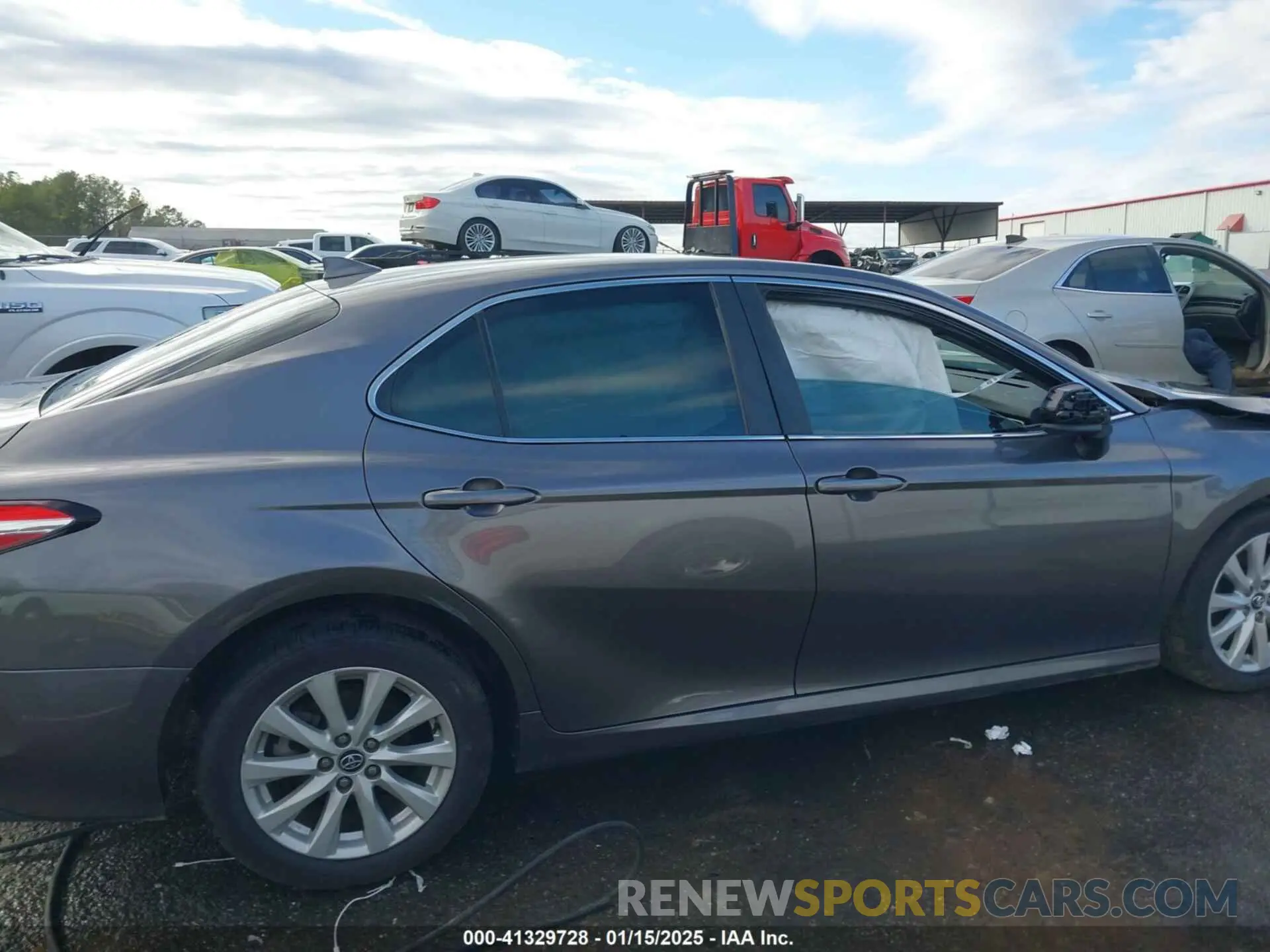 13 fotografías del automóvil dañado 4T1C11AK8LU893334 TOYOTA CAMRY 2020