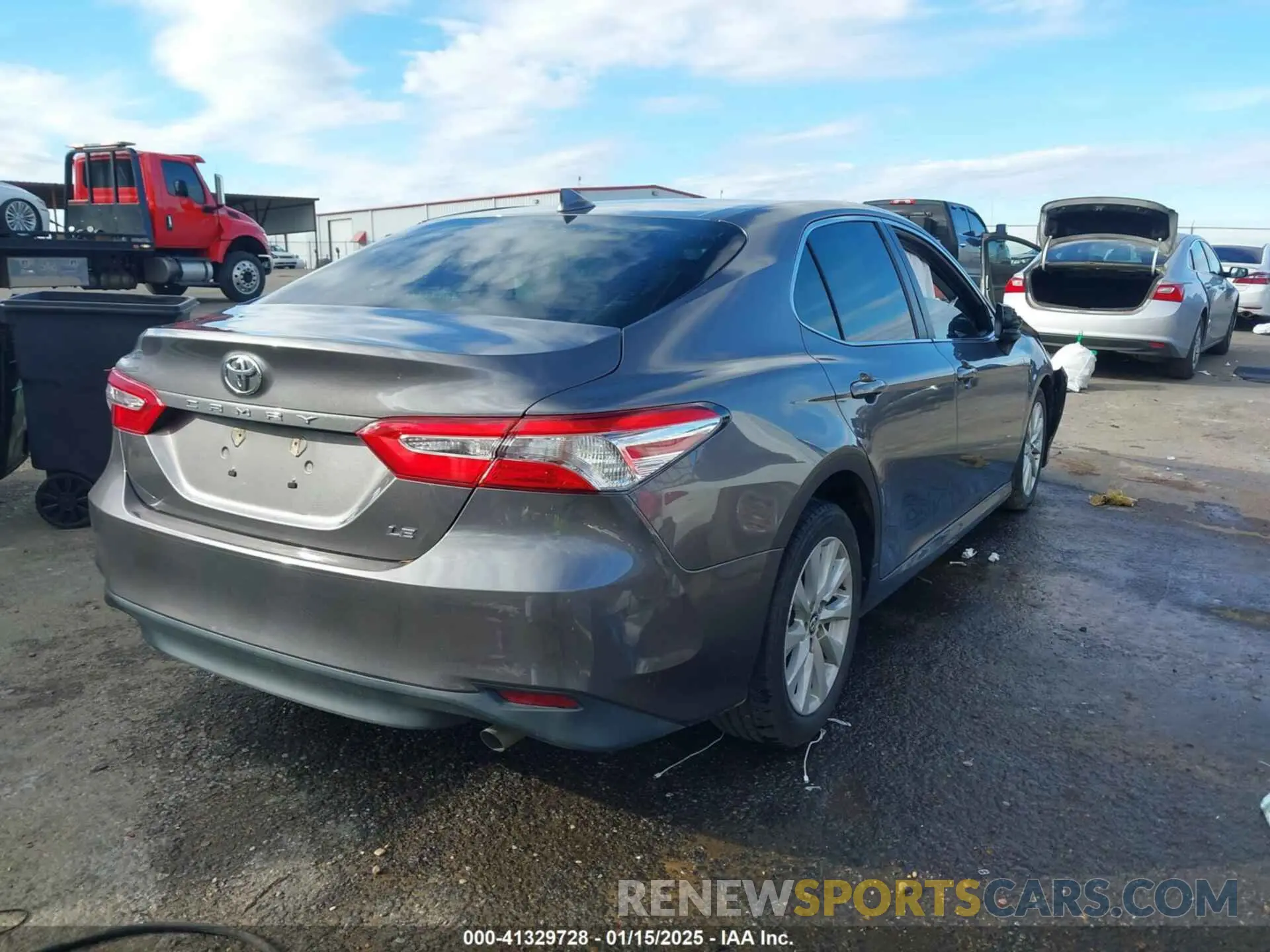 4 fotografías del automóvil dañado 4T1C11AK8LU893334 TOYOTA CAMRY 2020