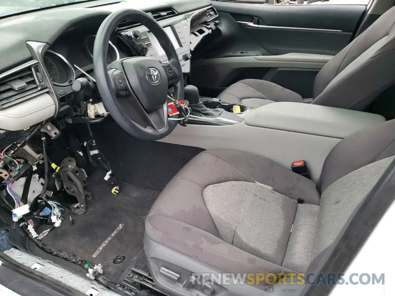 7 fotografías del automóvil dañado 4T1C11AK8LU901674 TOYOTA CAMRY 2020