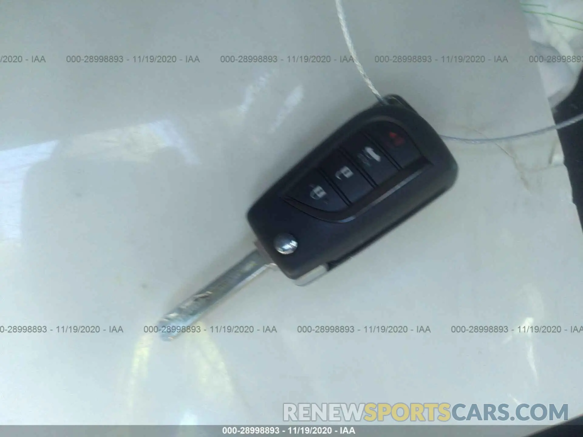 11 fotografías del automóvil dañado 4T1C11AK8LU903246 TOYOTA CAMRY 2020