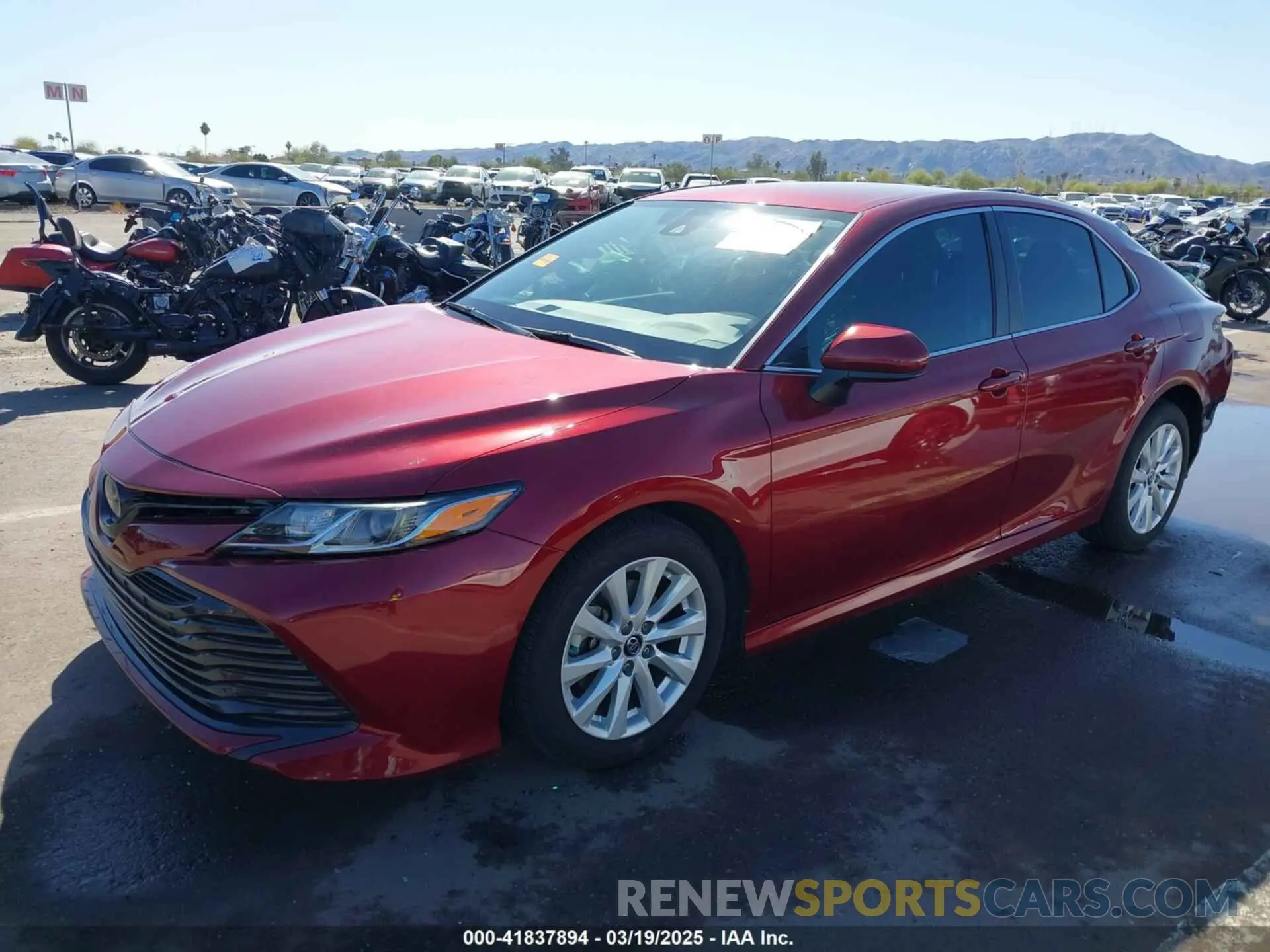 2 fotografías del automóvil dañado 4T1C11AK9LU311063 TOYOTA CAMRY 2020